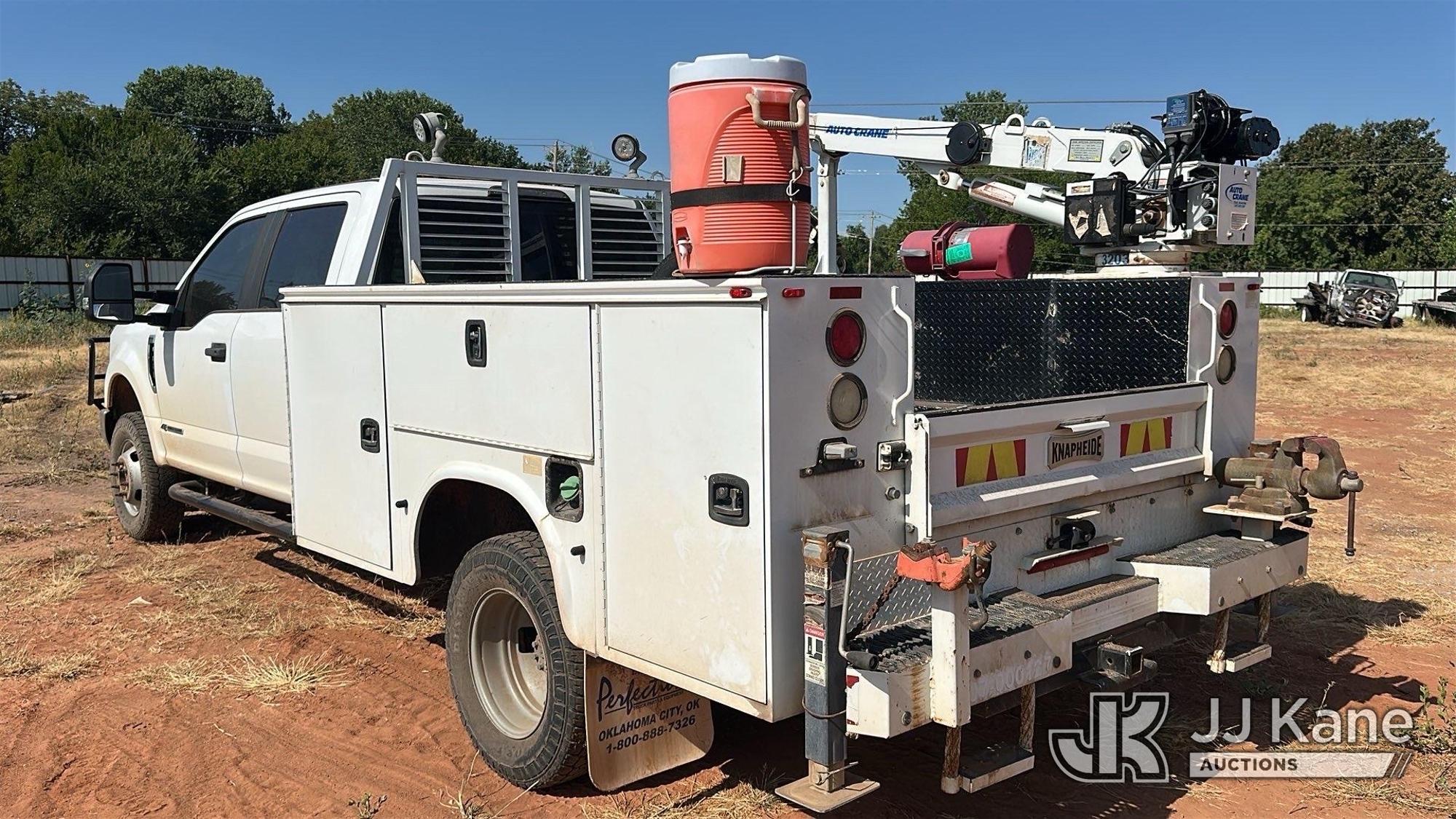2017 Ford F-350 SD Crew Cab Mechanics Service Truck (1626143) - photo 4