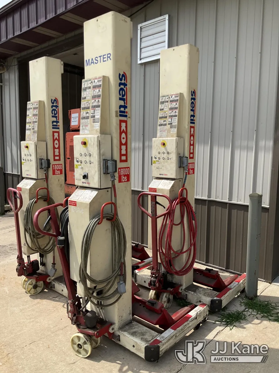 (6) Stertil Koni Lifts (1626268)