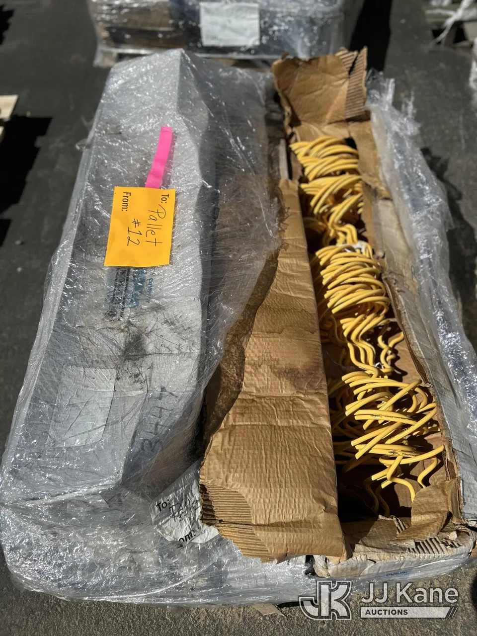 Pallet # 12
(30)	TIE (1626765)