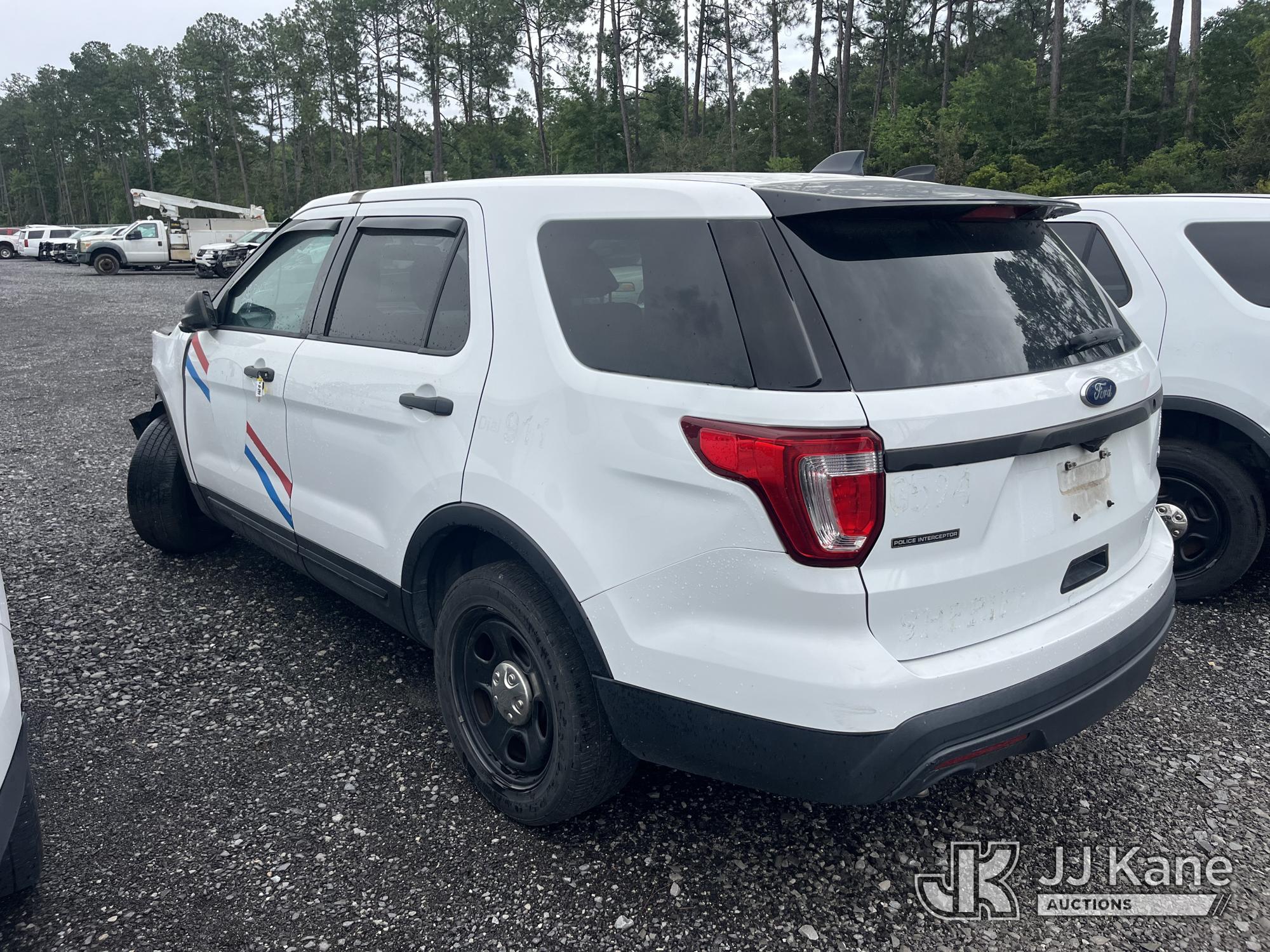 2018 Ford Explorer AWD Police Interceptor 4-Door Sport Utility Vehicle (1627191) - photo 4