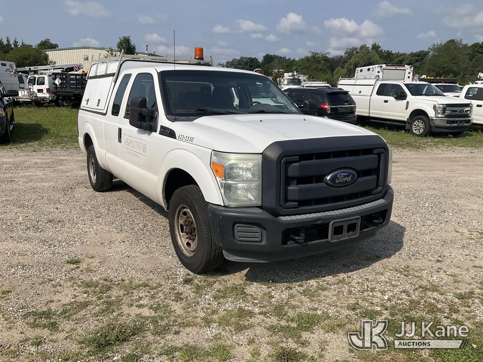 2012 Ford F250 Extended-Cab Pickup Truck (1627363) - photo 2