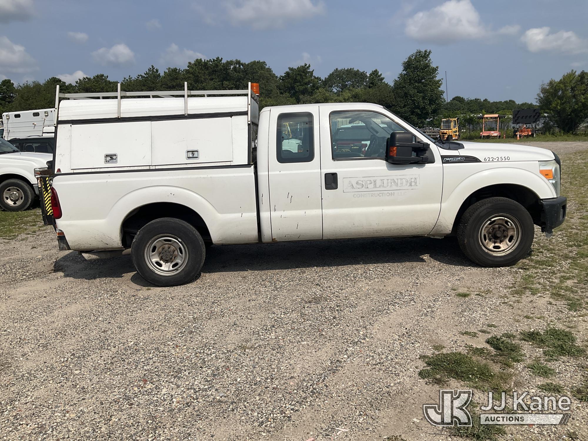 2012 Ford F250 Extended-Cab Pickup Truck (1627363) - photo 3