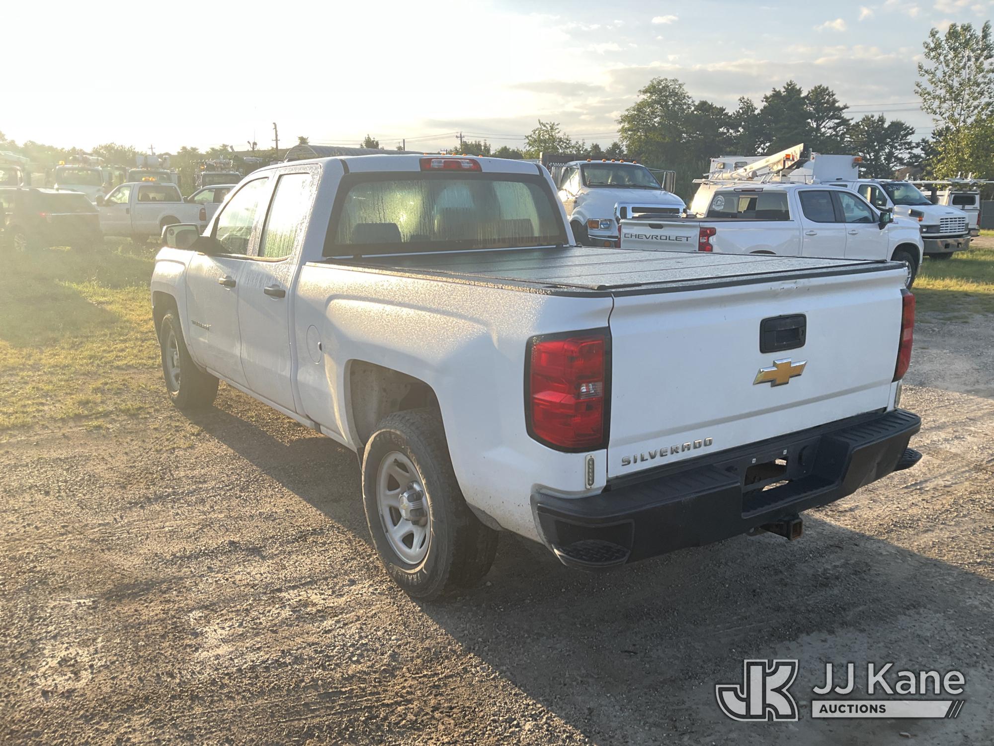 2017 Chevrolet Silverado 1500 Extended-Cab Pickup Truck (1627367) - photo 5