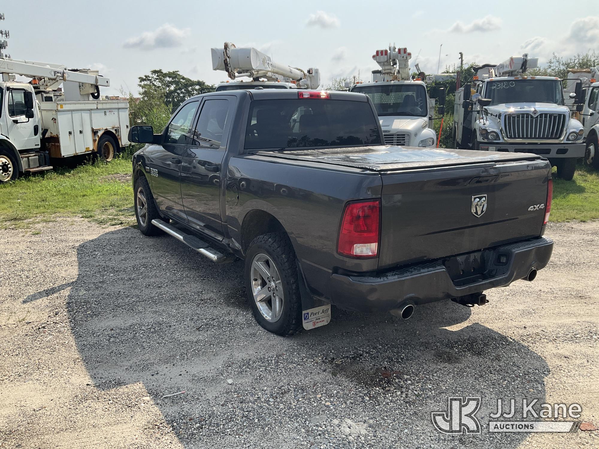 2014 RAM 1500 Crew-Cab Pickup Truck (1627368) - photo 5