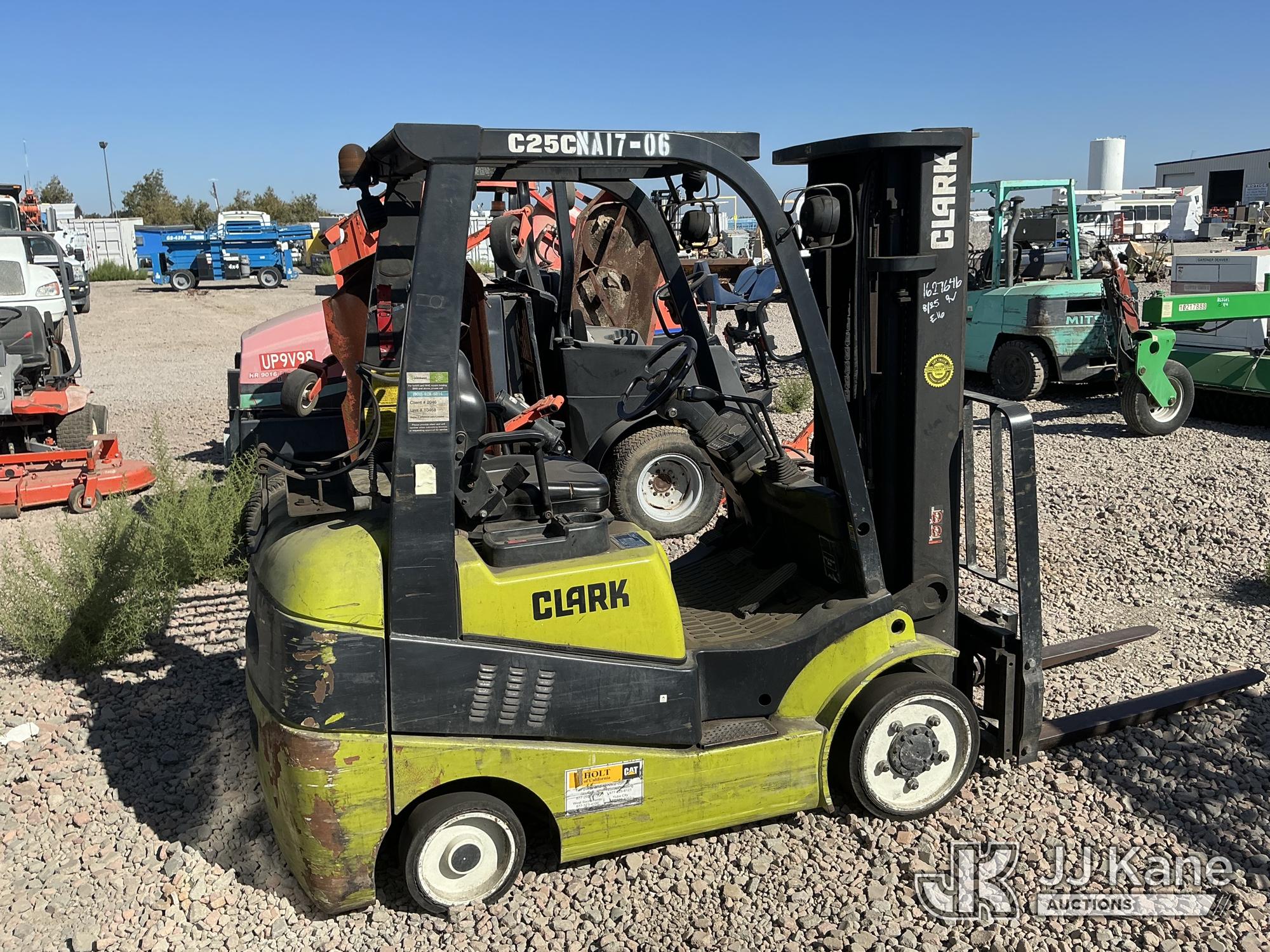 2017 Clark C25CL Rubber Tired Forklift (1627646) - photo 3