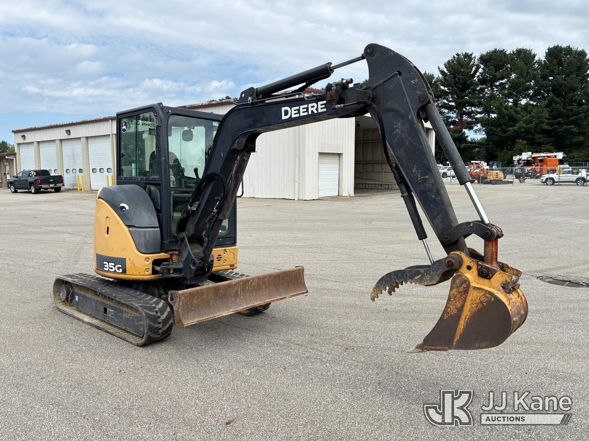 2015 John Deere 35G Mini Hydraulic Excavator (1627671) - photo 2