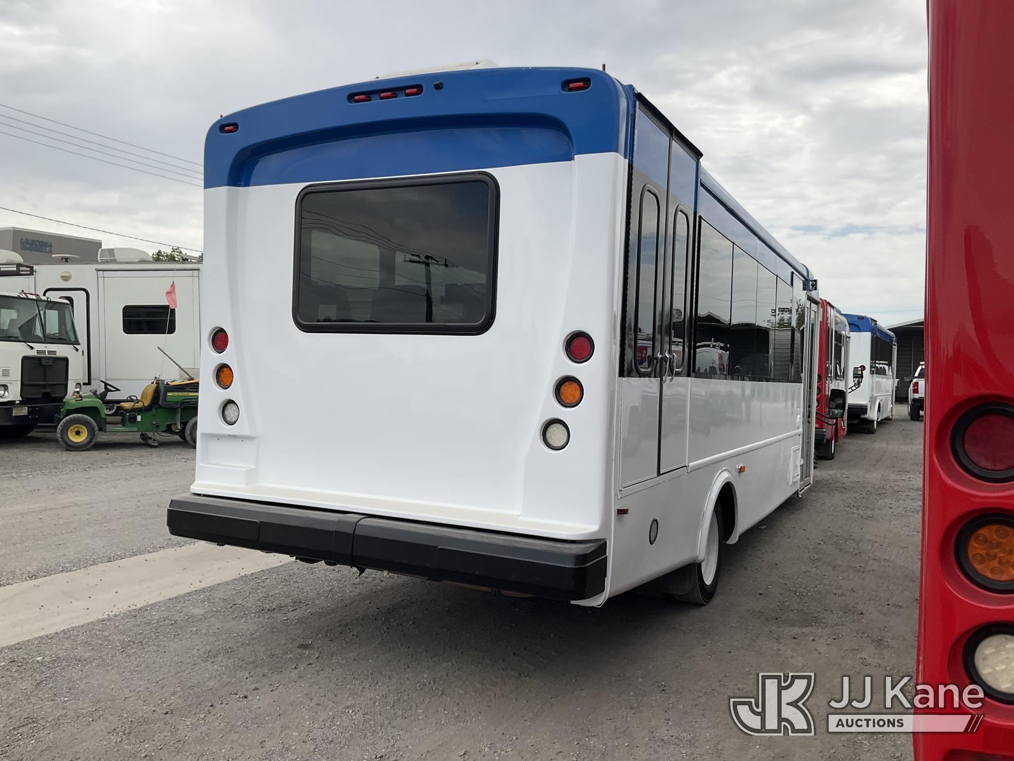 2019 Ford F-550 Passenger Bus (1628055) - photo 4