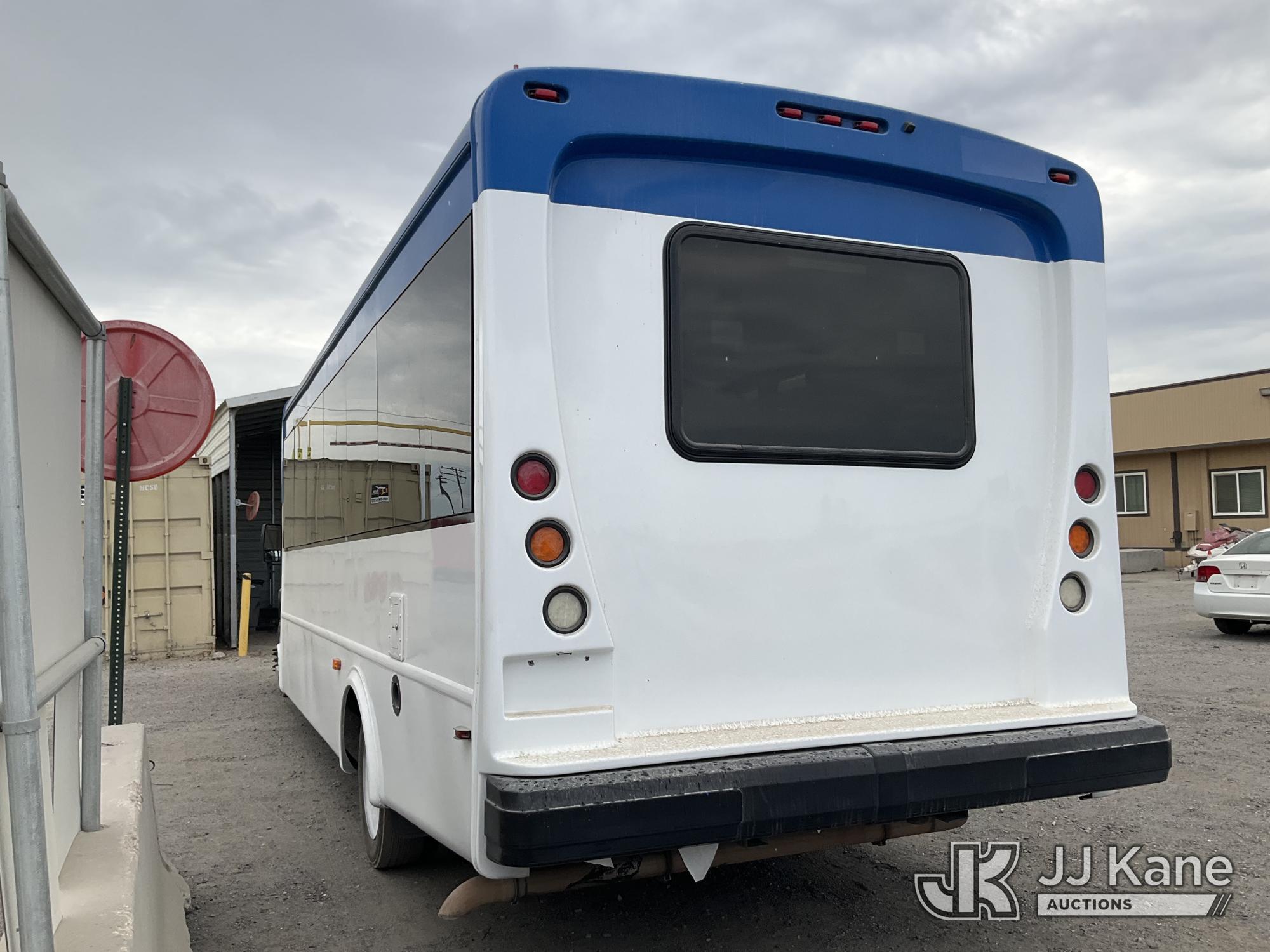 2019 Ford F-550 Passenger Bus (1628056) - photo 4