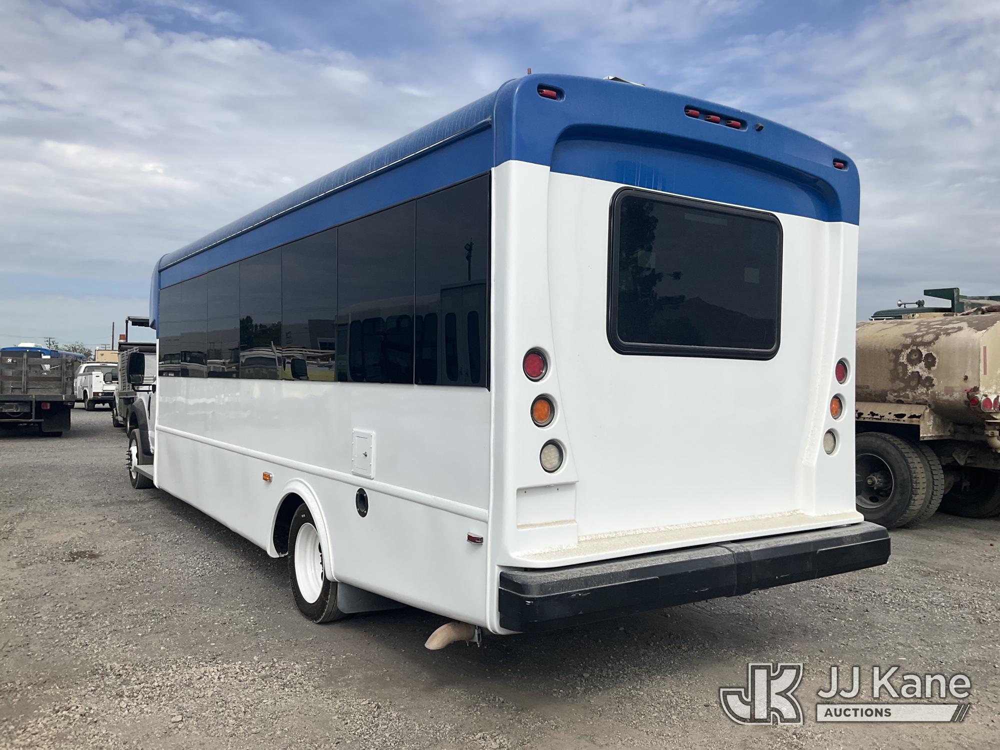 2019 Ford F-550 Passenger Bus (1628057) - photo 4