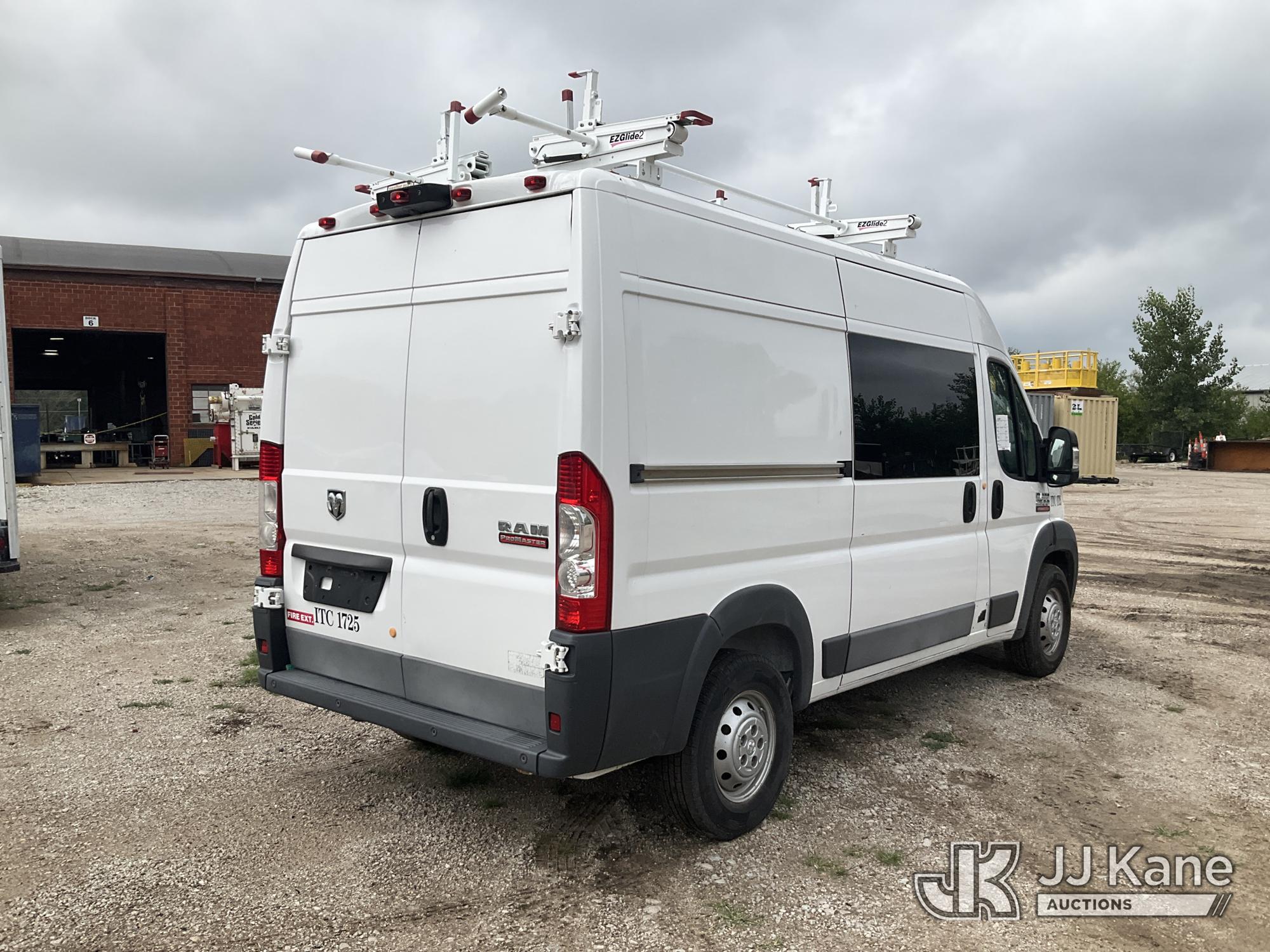 2017 RAM Promaster 2500 Cargo Van (1628388) - photo 3