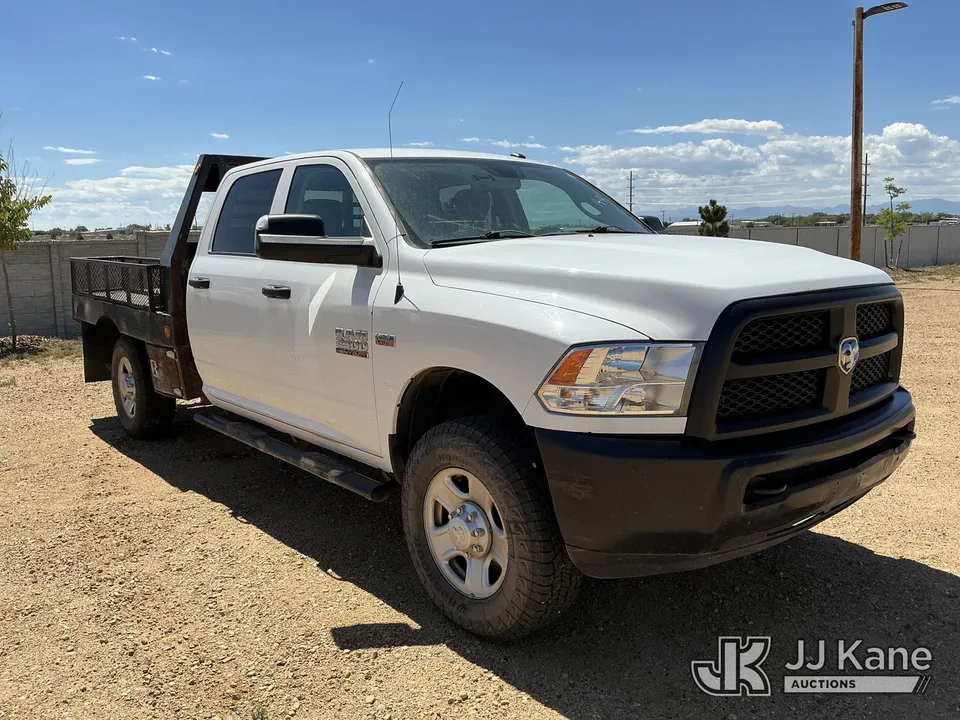 2018 RAM 2500 Crew-Cab Flatbed/Service Truck (1628557) - photo 2