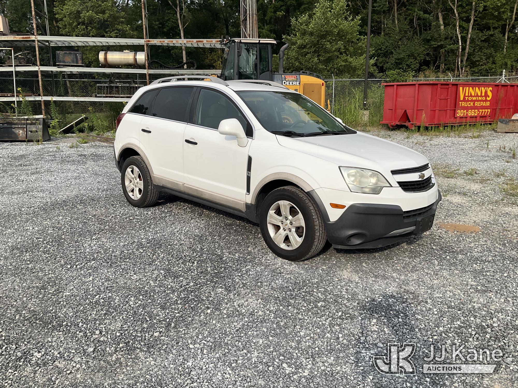 2014 Chevrolet Captiva Sport 4-Door Crossover Sport Utility Vehicle (1628788) - photo 2