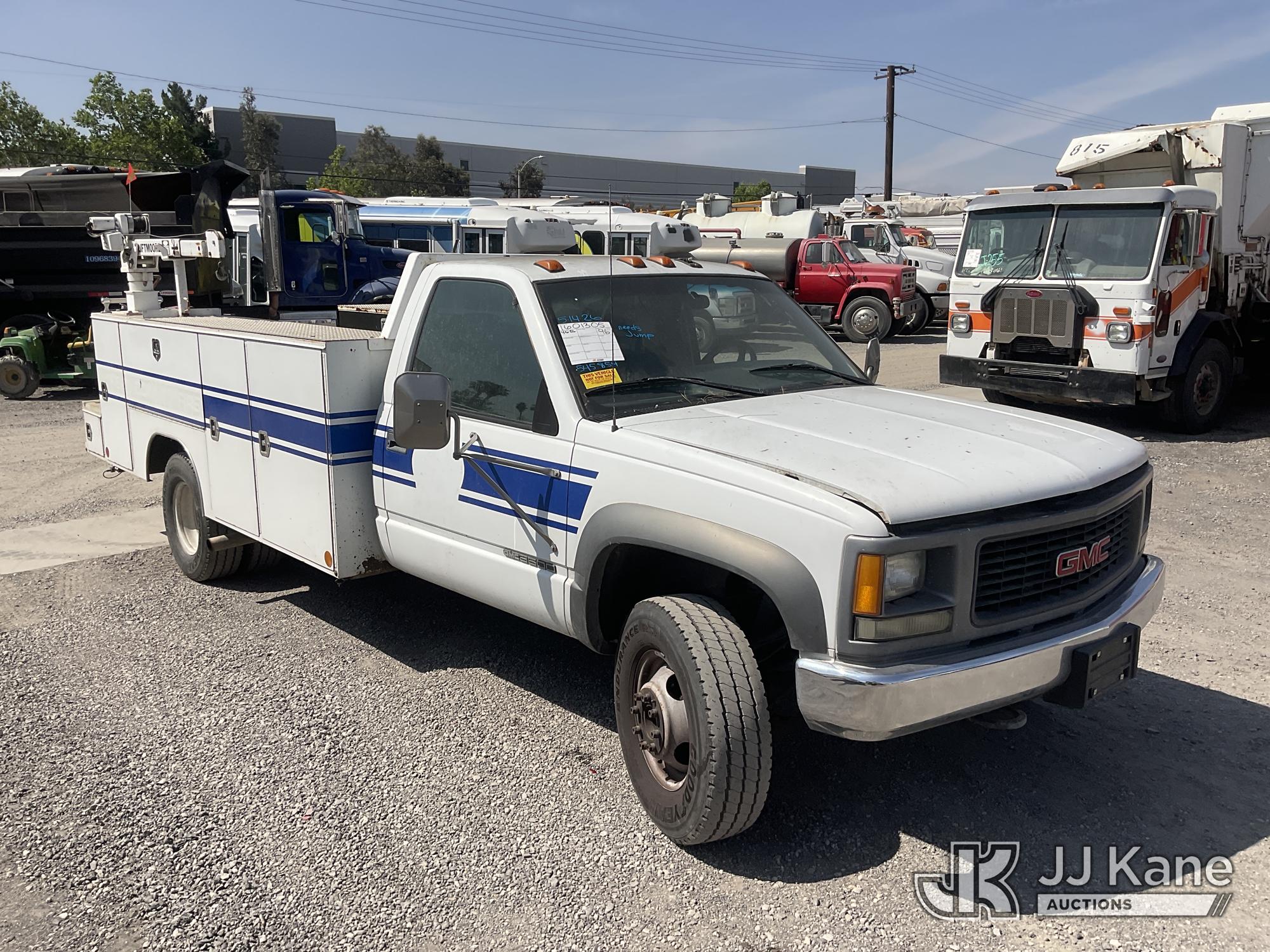 1996 GMC Sierra C/K 3500 Service Truck (1628882) - photo 2