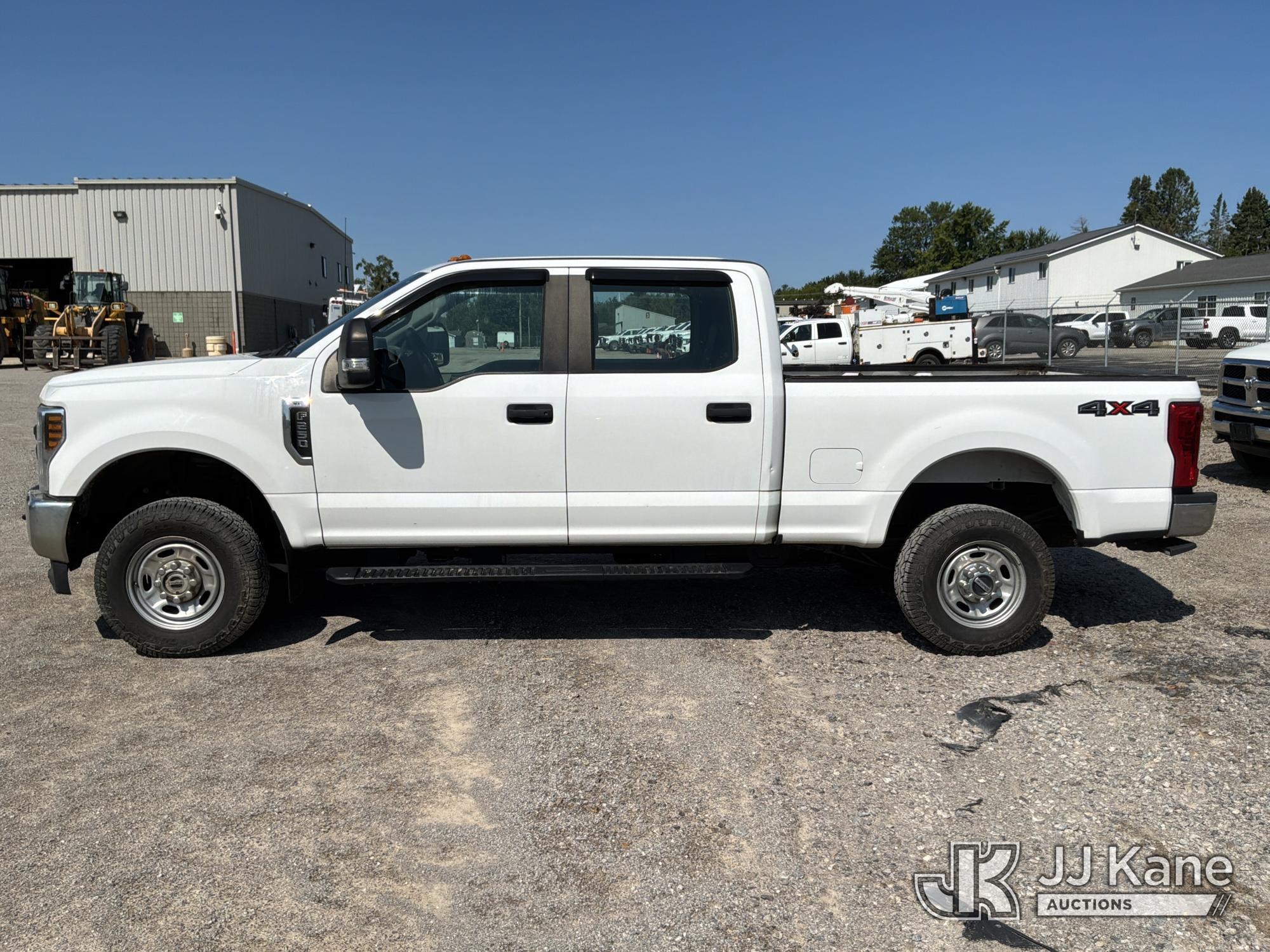 2019 Ford F-250 SD Crew-Cab Pickup Truck (1630450) - photo 5