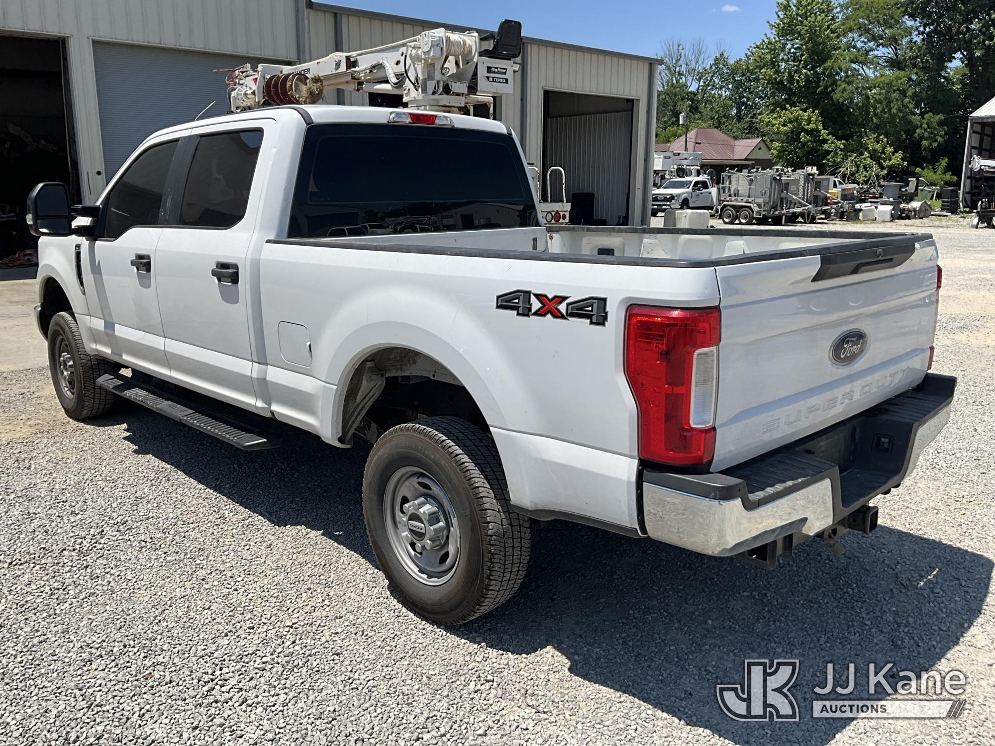 2017 Ford F250 4x4 Crew-Cab Pickup Truck (1630650) - photo 4
