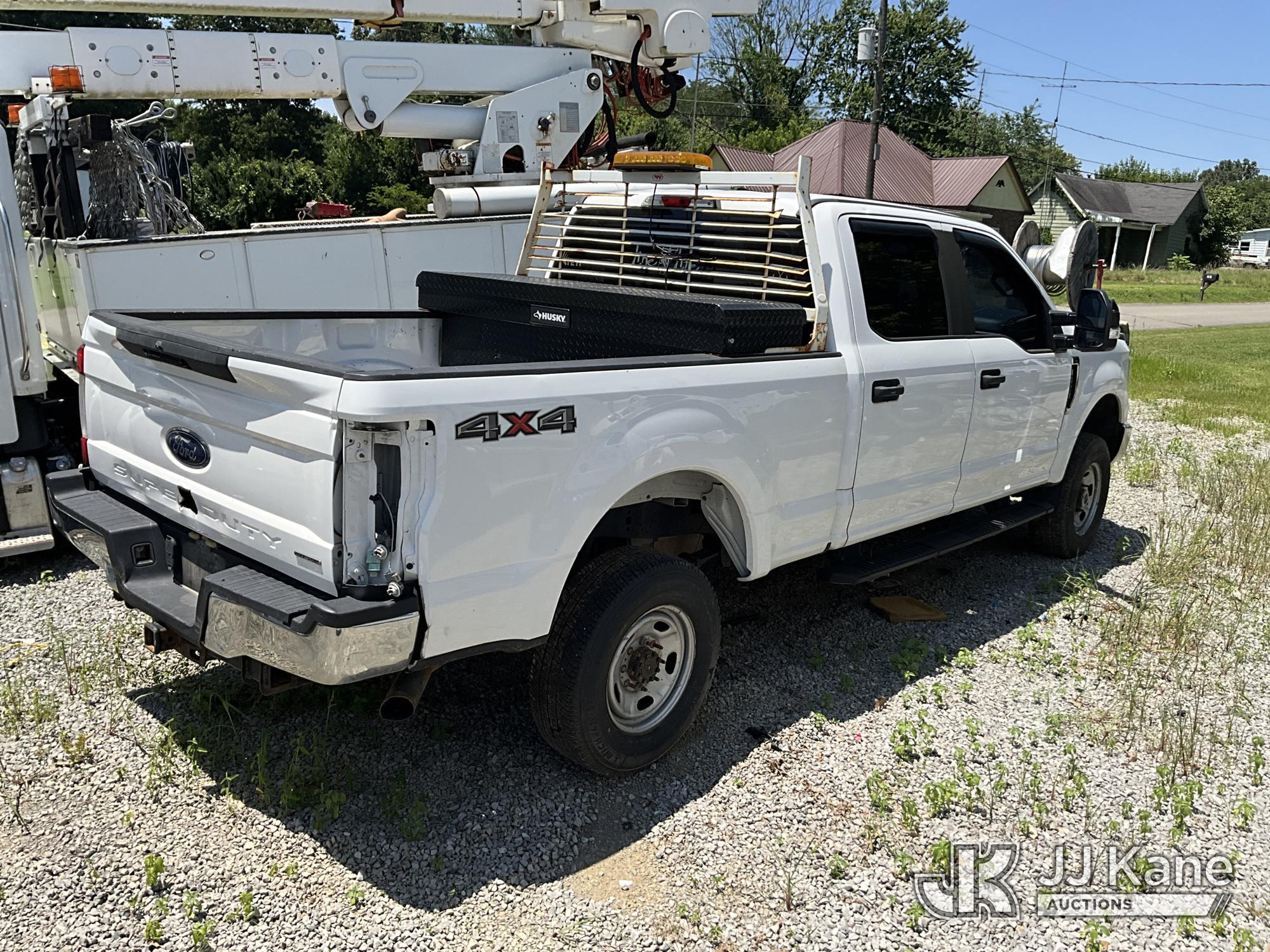 2018 Ford F250 4x4 Crew-Cab Pickup Truck (1630652) - photo 3
