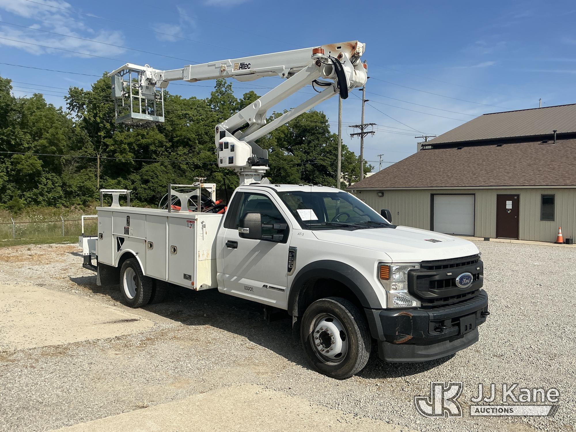Altec AT238P Non-Insulated Cable Placing Bucket Truck On 2020 Ford F-550 Service Truck (1630963) - photo 5