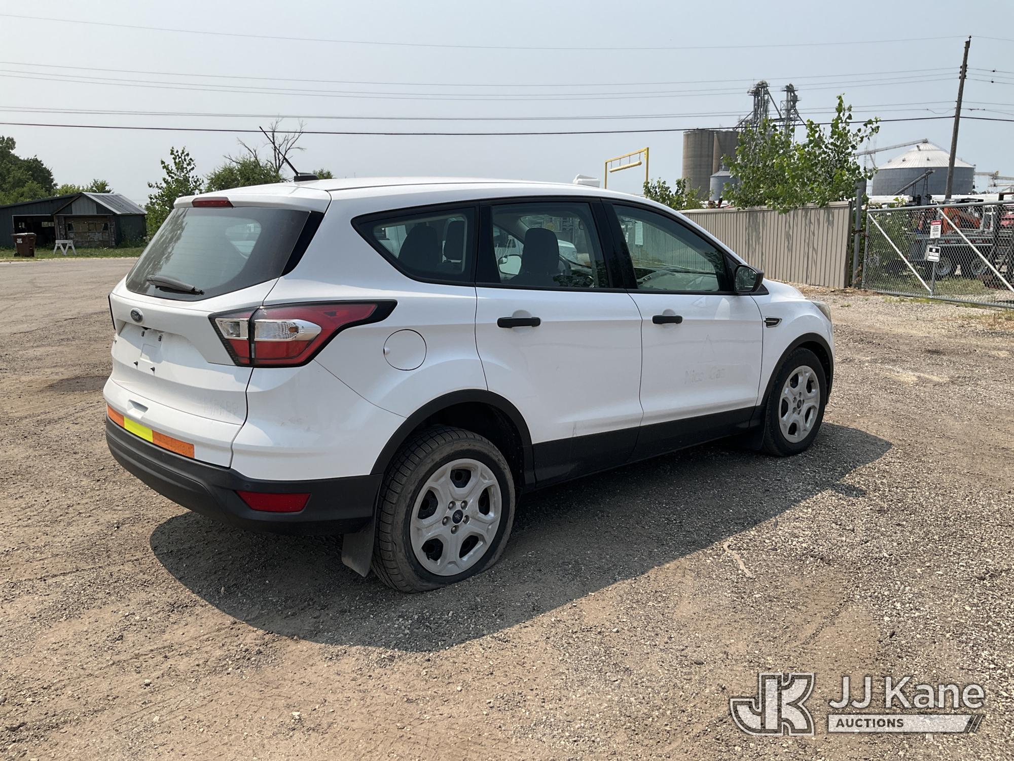 2018 Ford Escape 4-Door Sport Utility Vehicle (1631005) - photo 3