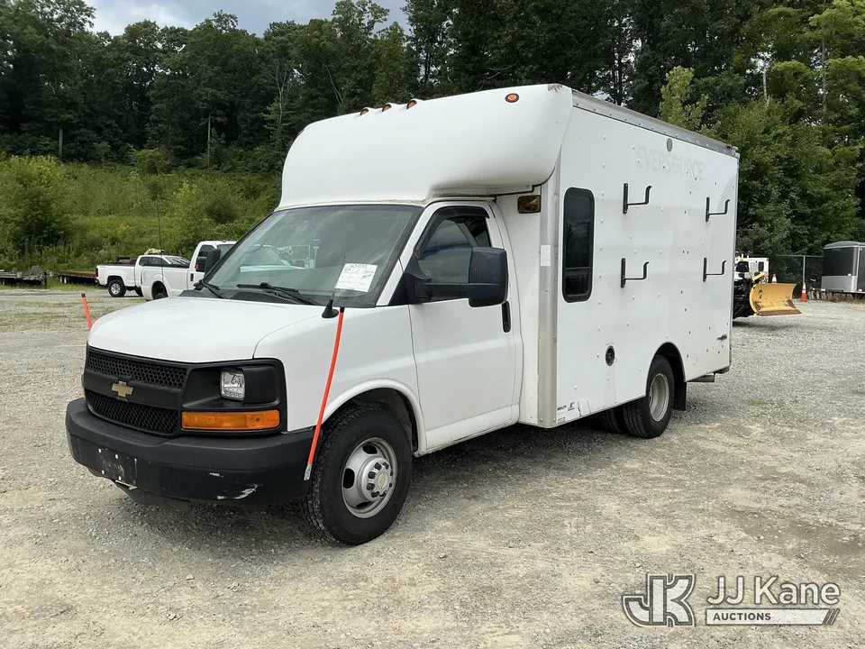 2012 Chevrolet Express G3500 Cargo Van (1631072)
