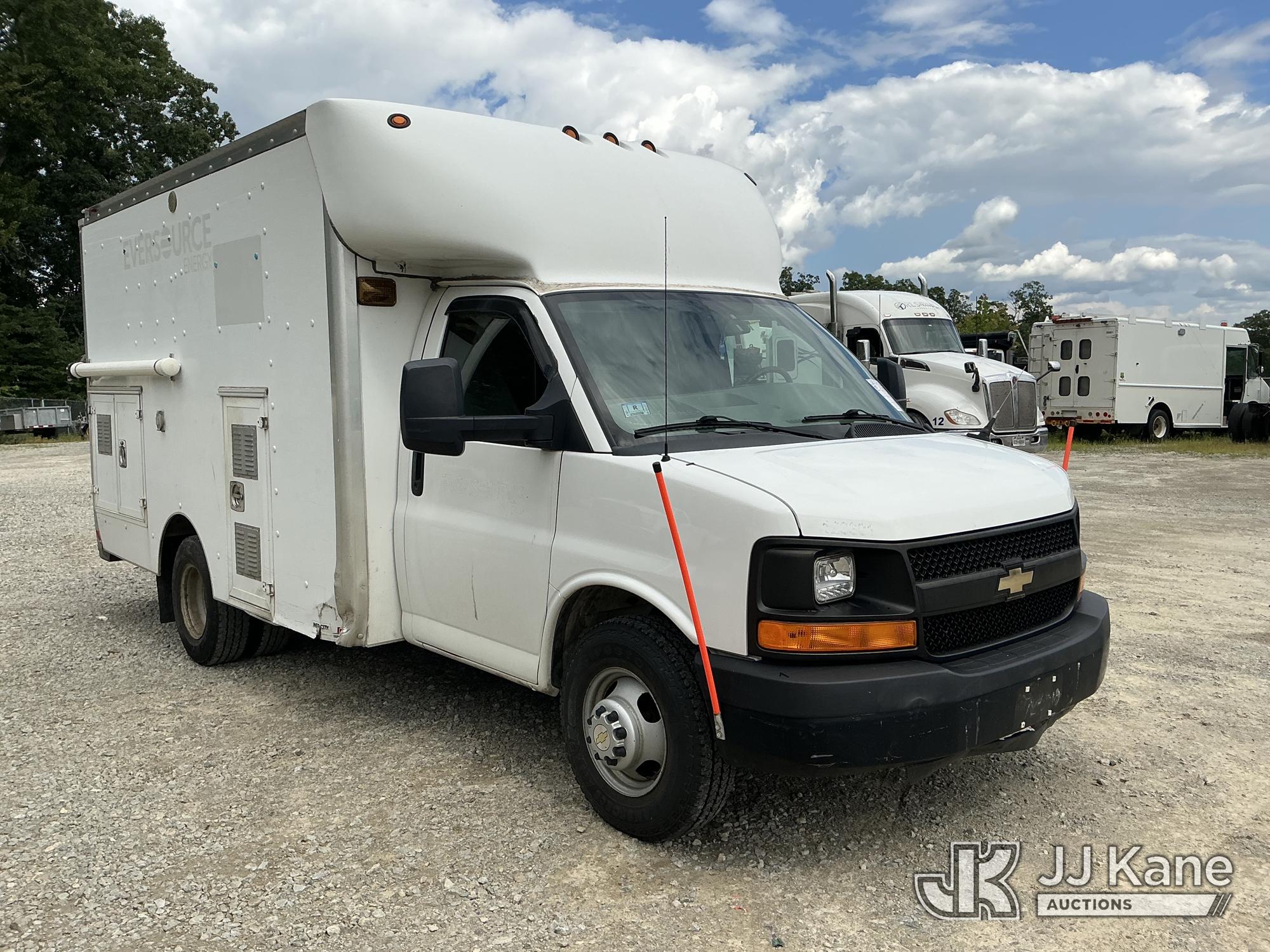 2012 Chevrolet Express G3500 Cargo Van (1631072) - photo 2