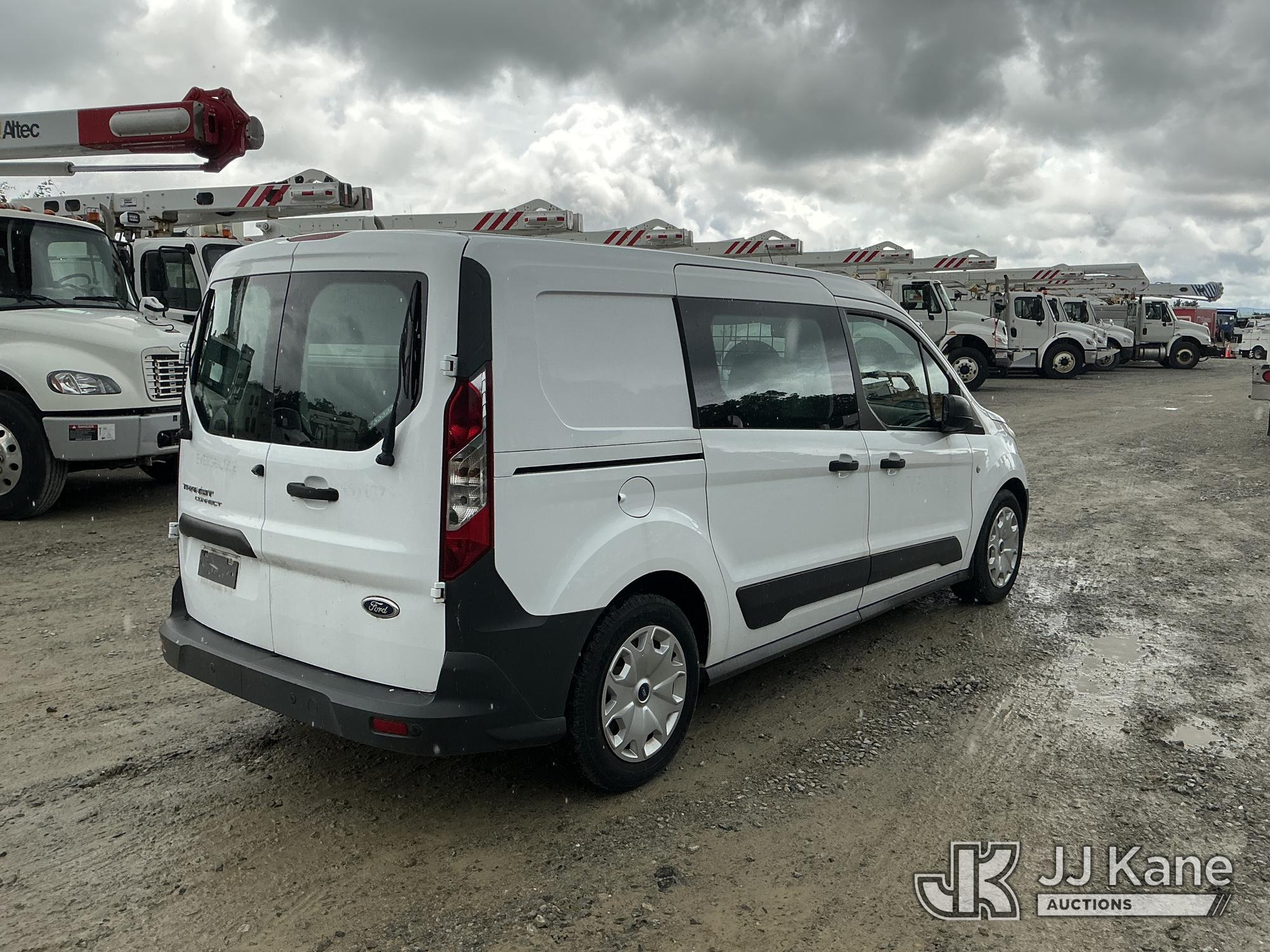 2015 Ford Transit Connect Mini Cargo Van (1631076) - photo 3