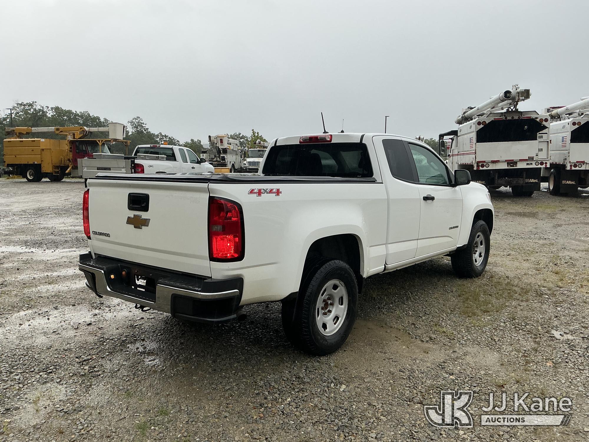2016 Chevrolet Colorado Extended-Cab Pickup Truck (1631078) - photo 3