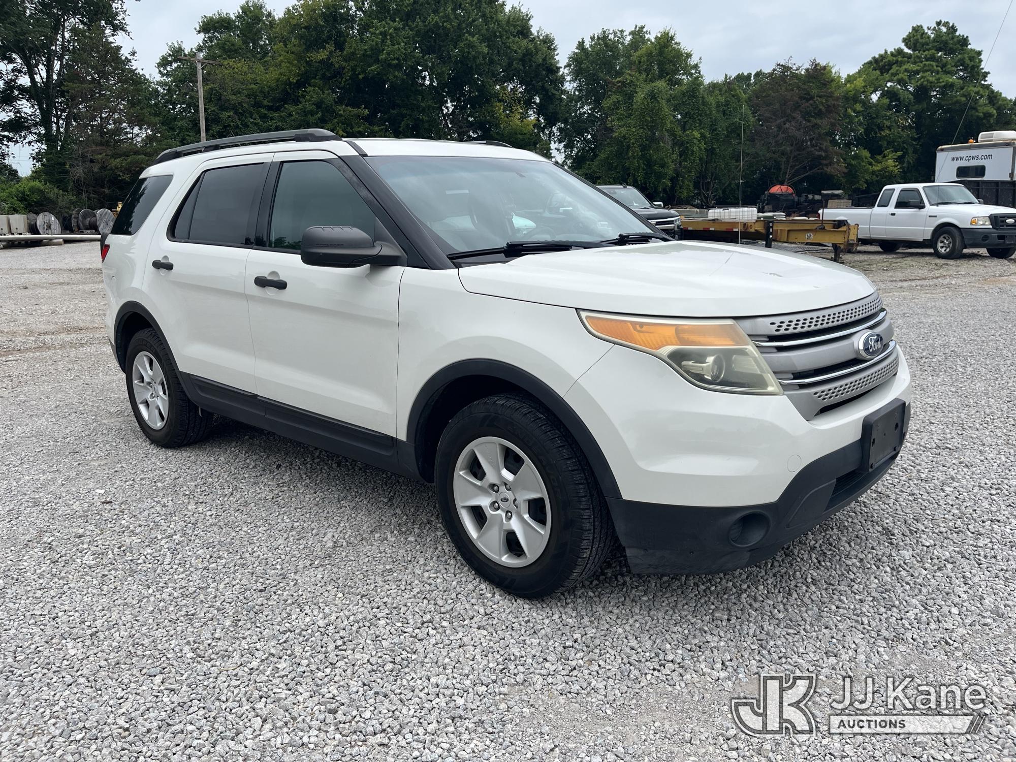 2011 Ford Explorer 4x4 4-Door Sport Utility Vehicle (1631091) - photo 2