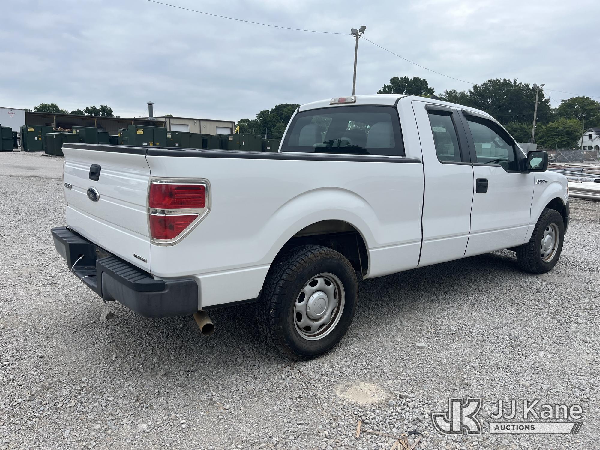 2013 Ford F150 Extended-Cab Pickup Truck (1631096) - photo 3