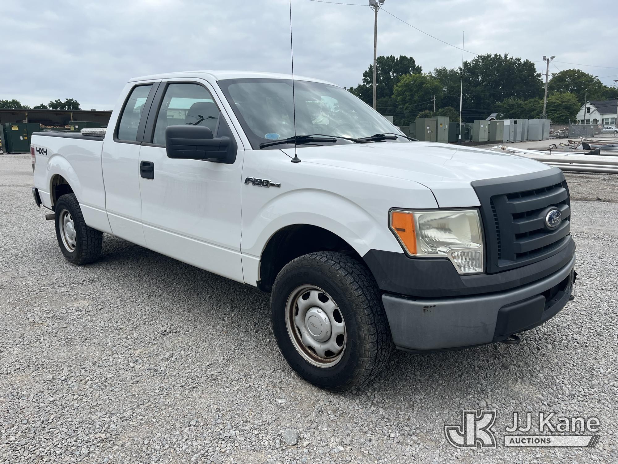 2010 Ford F150 4x4 Extended-Cab Pickup Truck (1631101) - photo 2