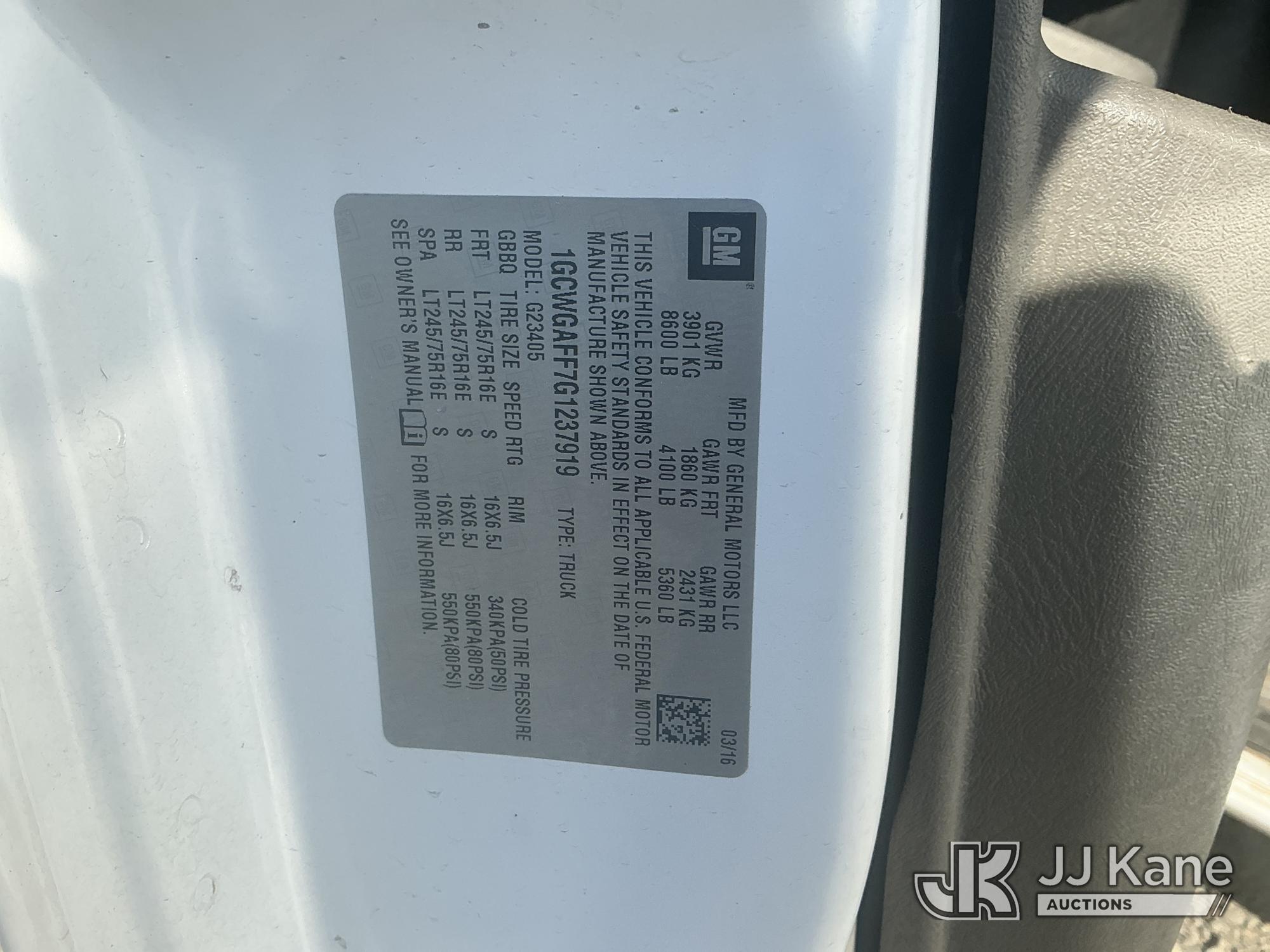 2016 Chevrolet Express G2500 Cargo Van (1631119) - photo 5