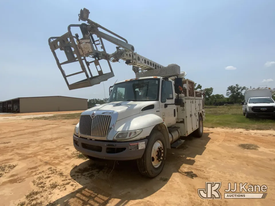 Altec AT40C Telescopic Non-Insulated Cable Placing Bucket Truck On 2011 International 4300 Utility Truck (1631200)