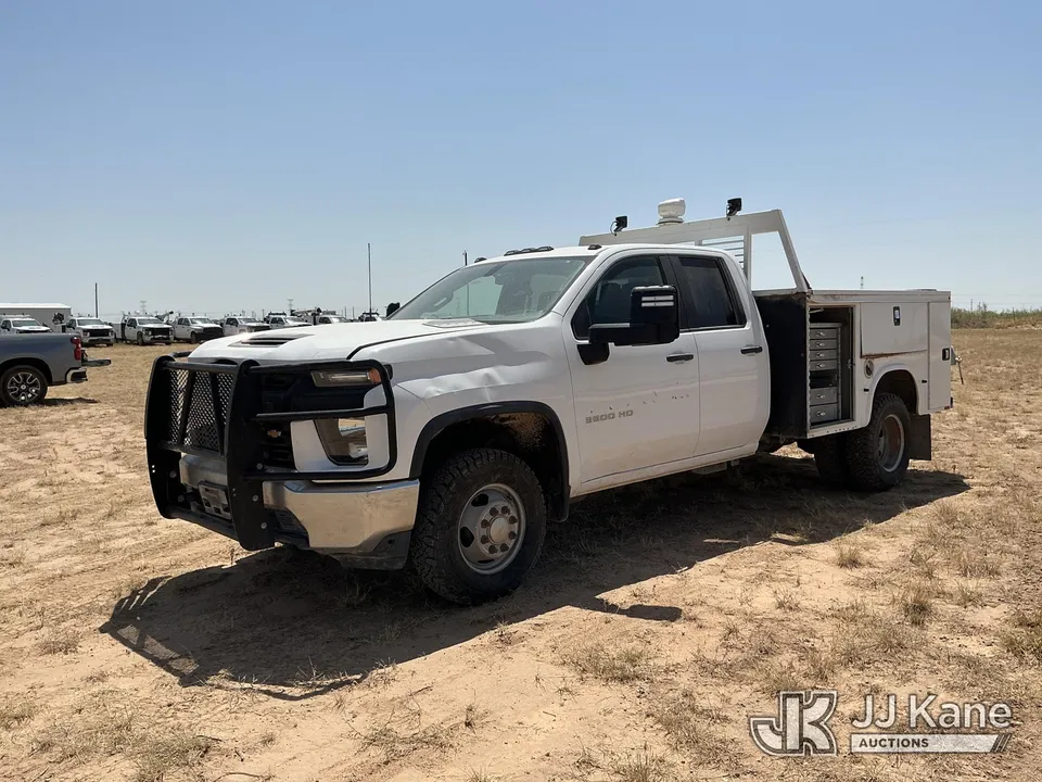 2020 Chevrolet Silverado 3500HD Extended-Cab Service Truck (1631265)