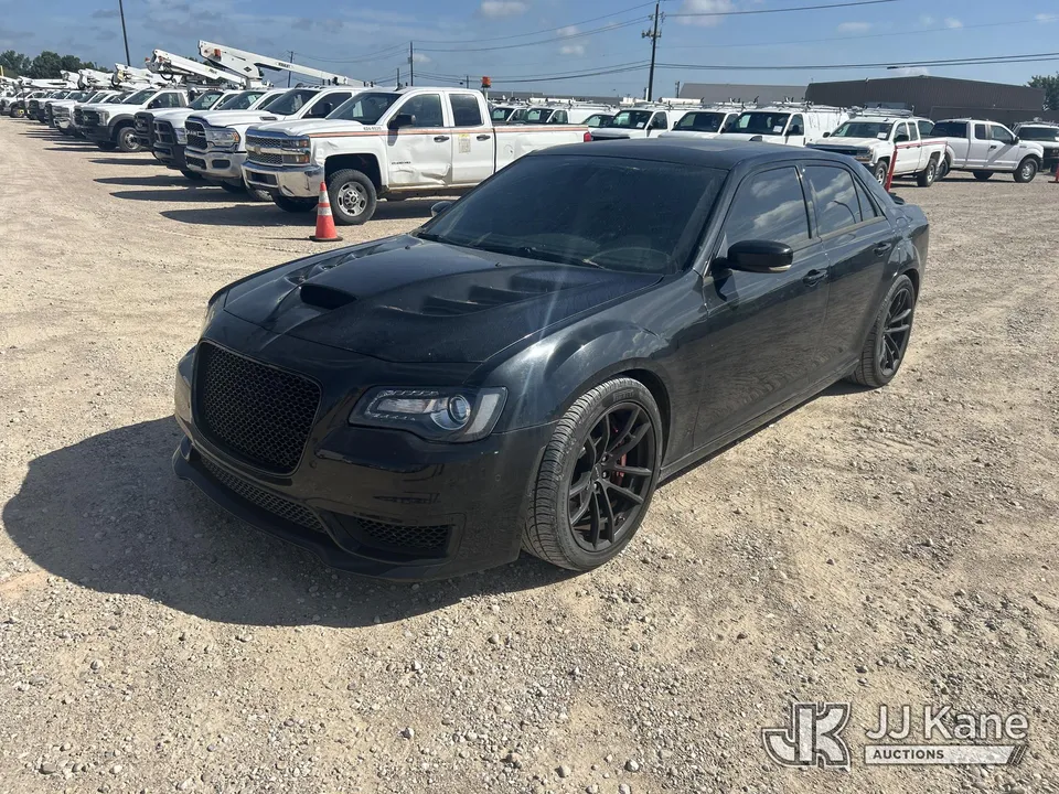 2018 Chrysler 300 4-Door Sedan (1631324)
