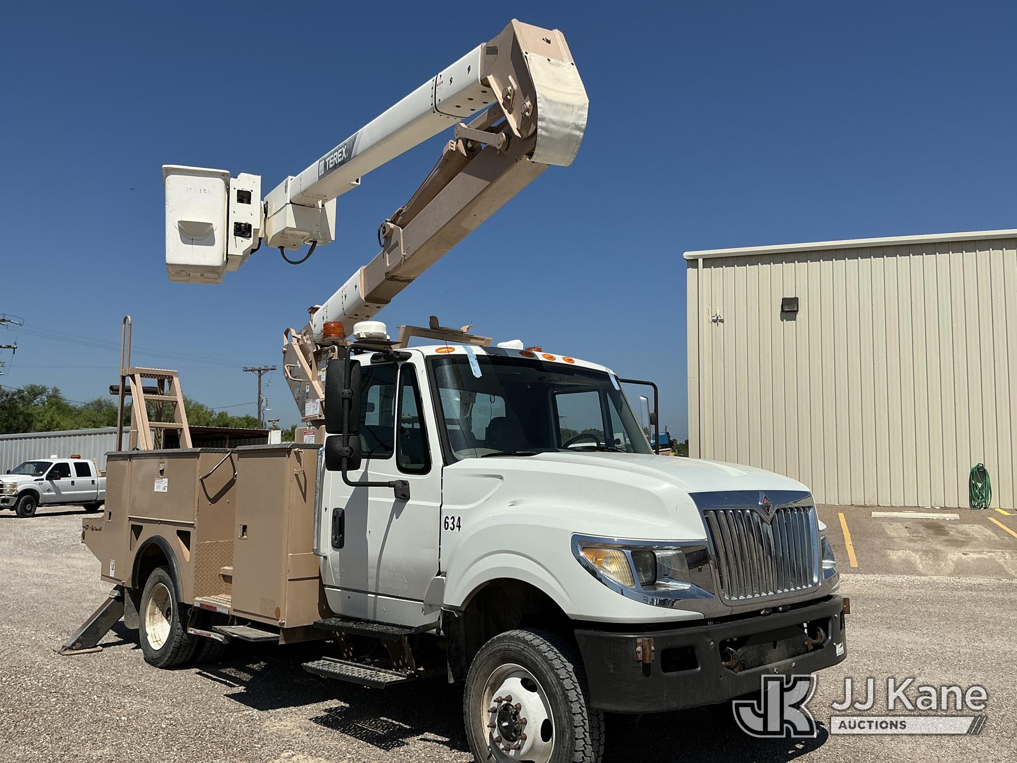 Terex Hi-Ranger HR40M Material Handling Bucket Truck On 2016 International TerraStar Utility Truck (1631394) - photo 2