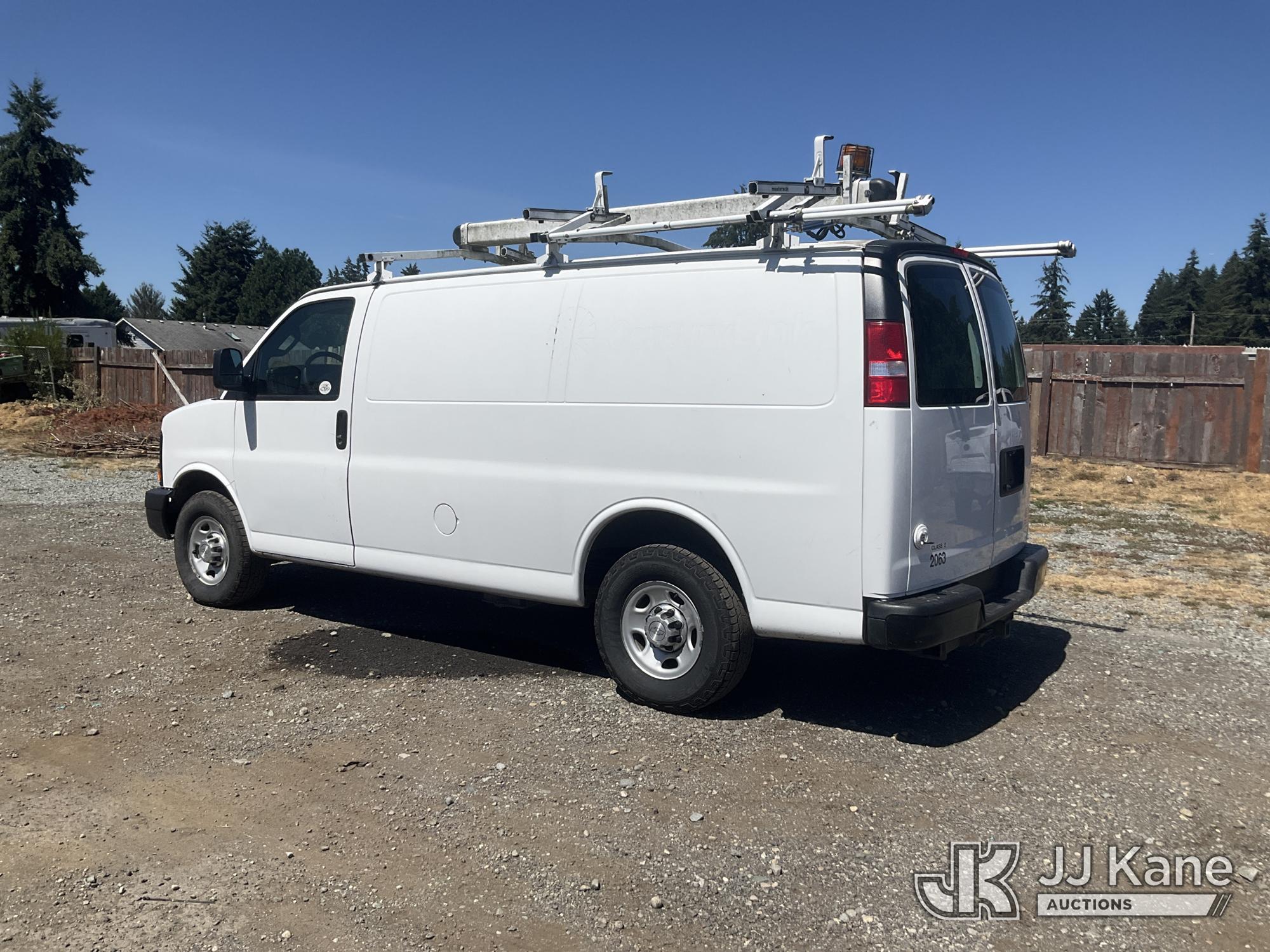 2016 Chevrolet Express 2500 Cargo Van (1631494) - photo 4
