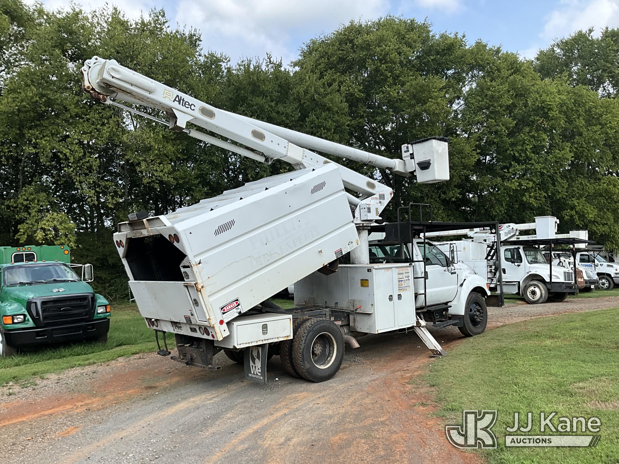 Altec LR756 Over-Center Bucket Truck On 2013 Ford F-750 Chipper Dump Truck (1631643) - photo 3