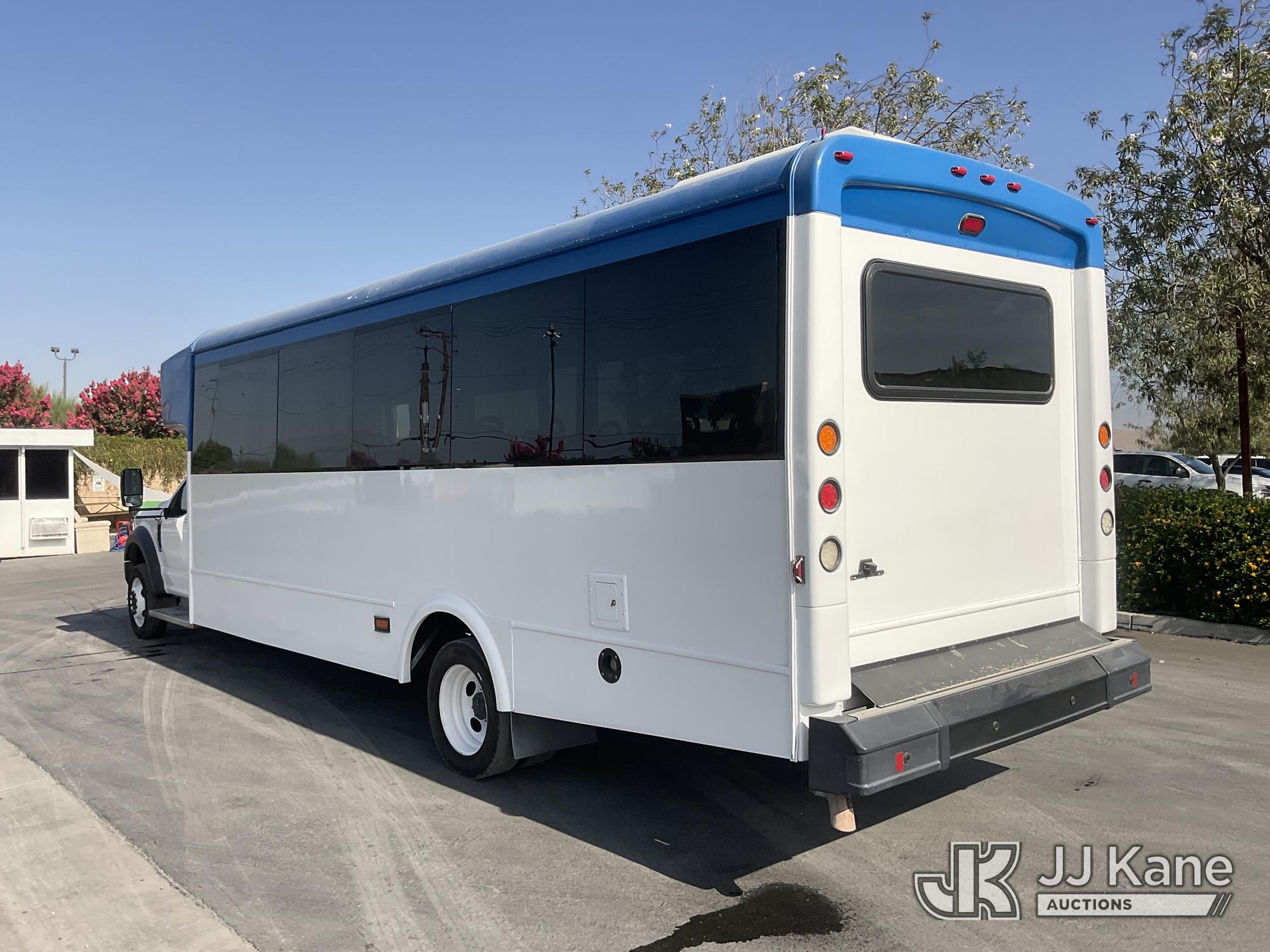 2019 Ford F-550 Passenger Bus (1631694) - photo 4