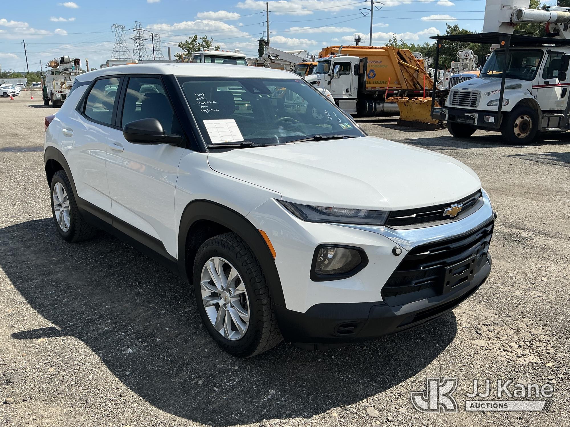 2021 Chevrolet Trailblazer AWD 4-Door Sport Utility Vehicle (1631911) - photo 2