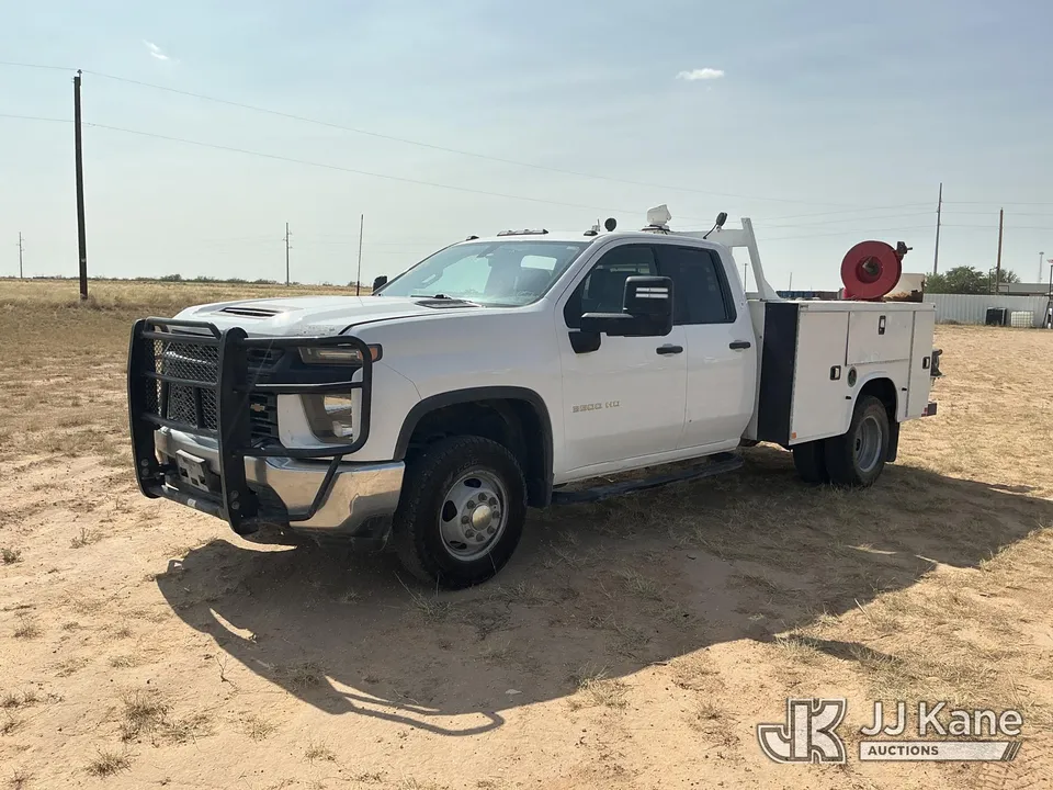 2020 Chevrolet Silverado 3500HD Crew-Cab Service Truck (1631951)