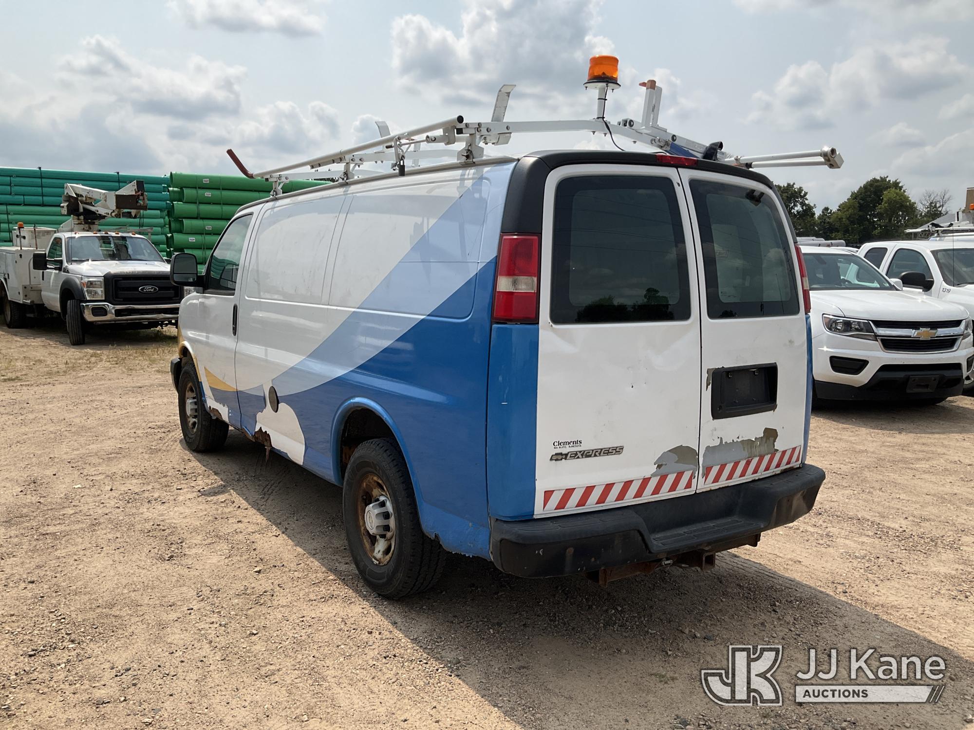 2008 Chevrolet Express G2500 Cargo Van (1632003) - photo 4