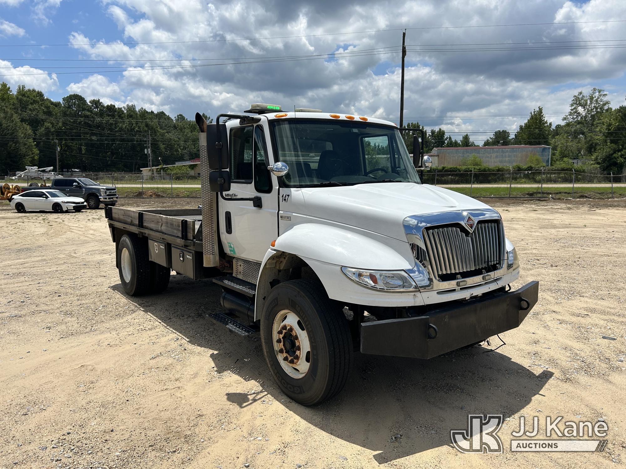 2013 International DuraStar 4400 Flatbed Truck (1632274) - photo 2