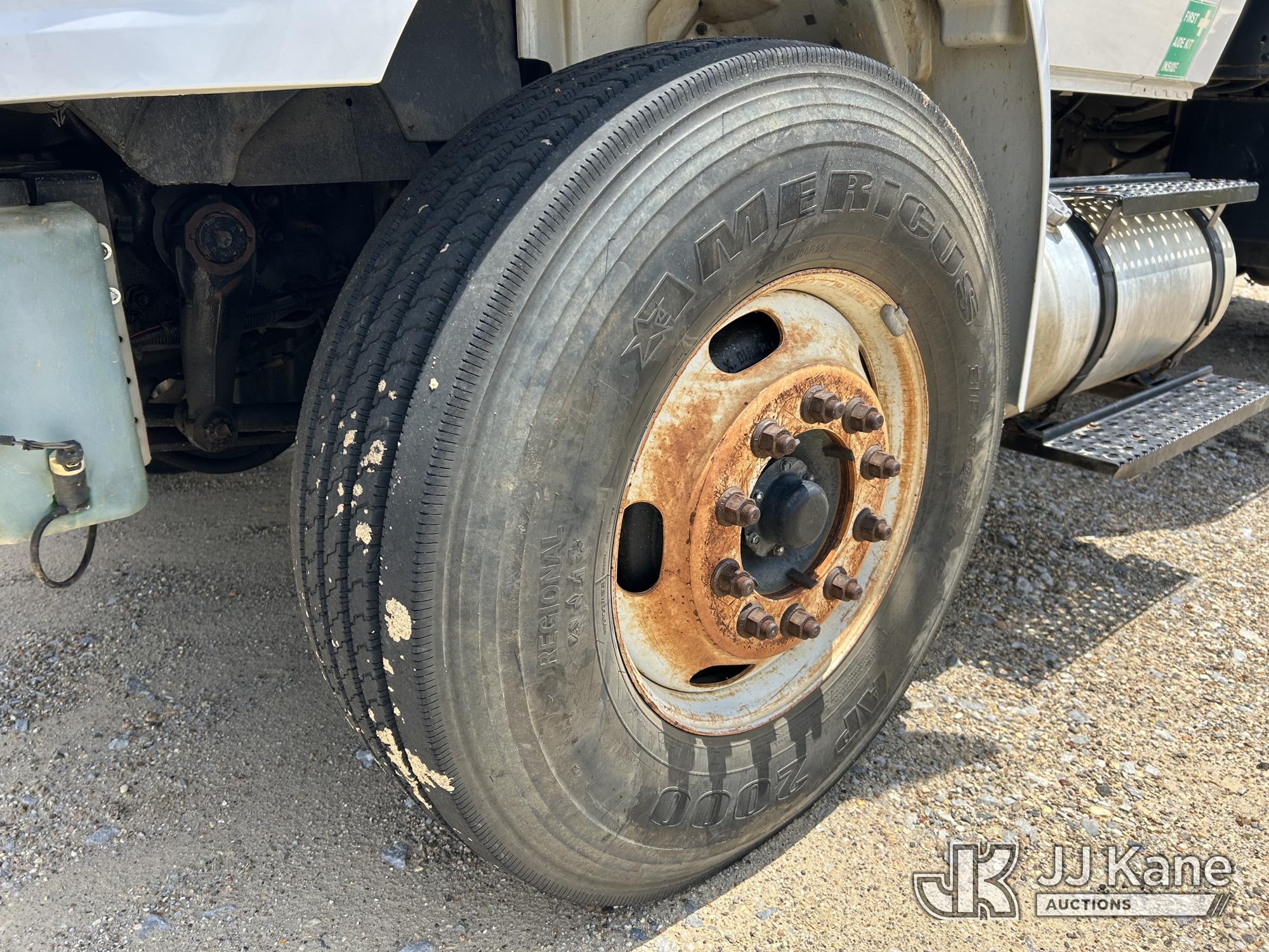 2013 International DuraStar 4400 Flatbed Truck (1632274) - photo 5