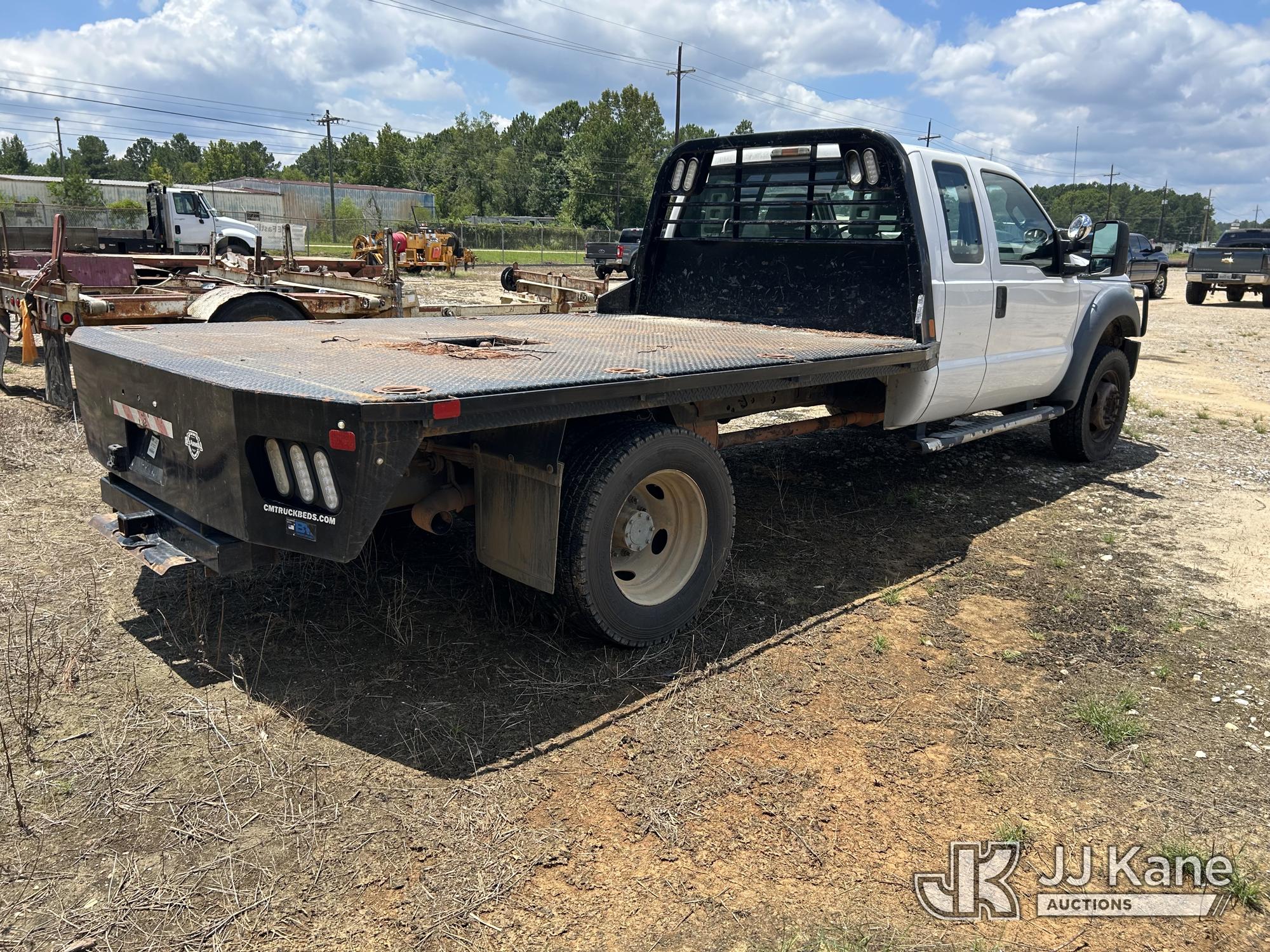 2013 Ford F550 4x4 Extended-Cab Flatbed Truck (1632275) - photo 3