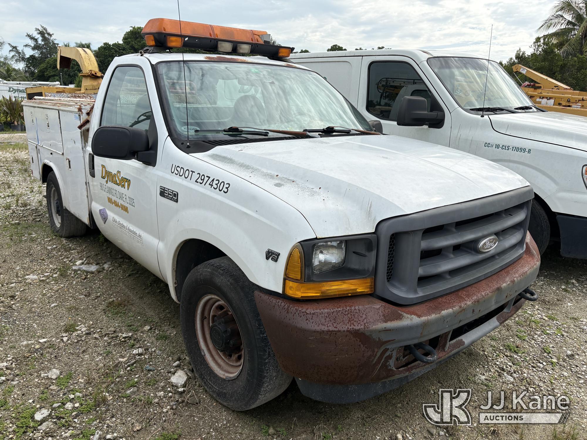 2001 Ford F350 Service Truck (1632290) - photo 2