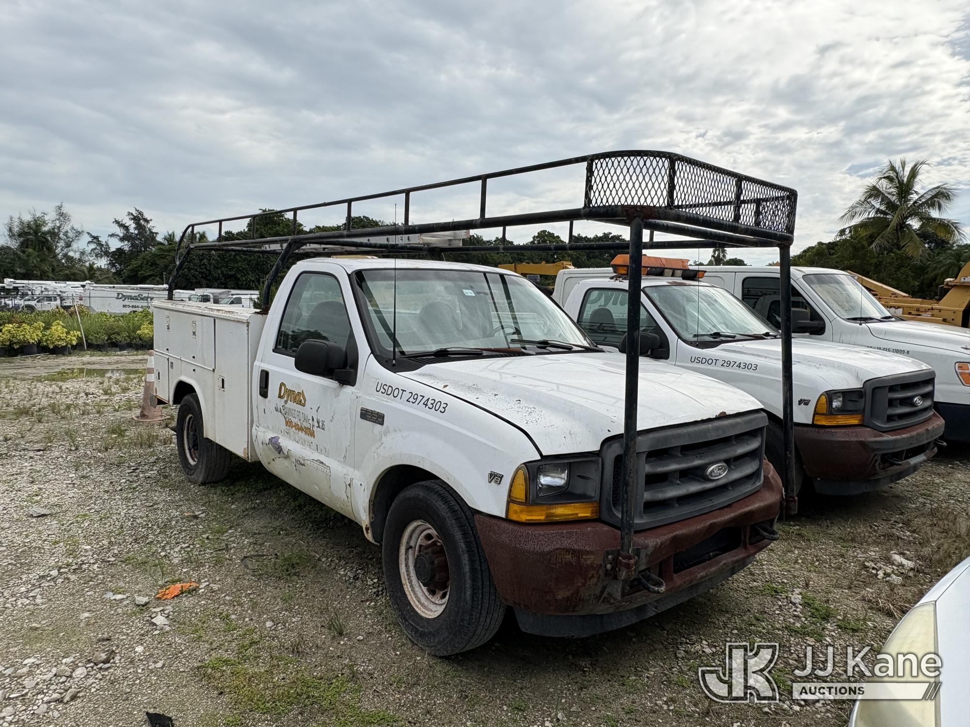 2001 Ford F350 Service Truck (1632292) - photo 2