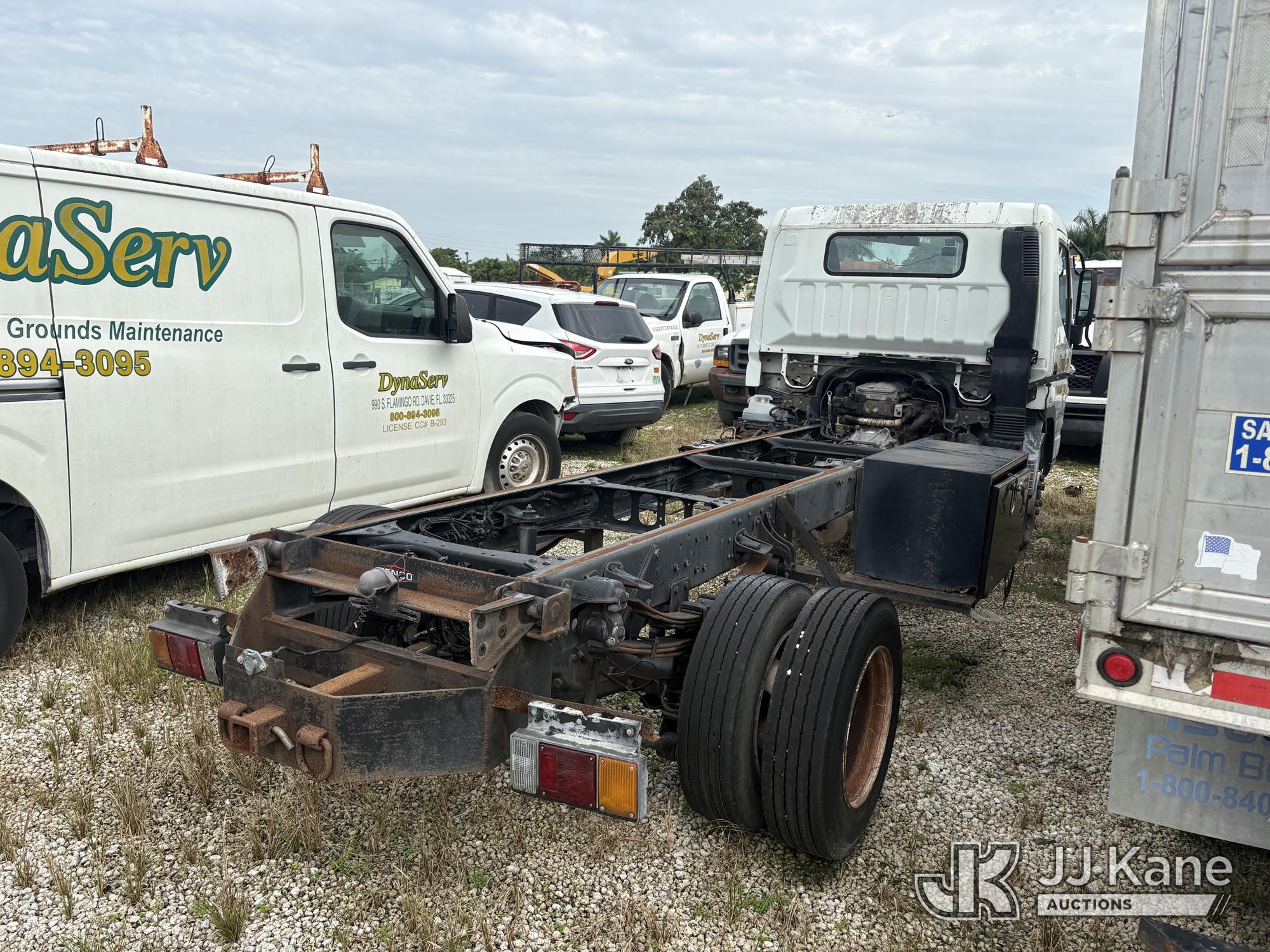 2006 Mitsubishi Fuso FE85D Cab & Chassis (1632294) - photo 3