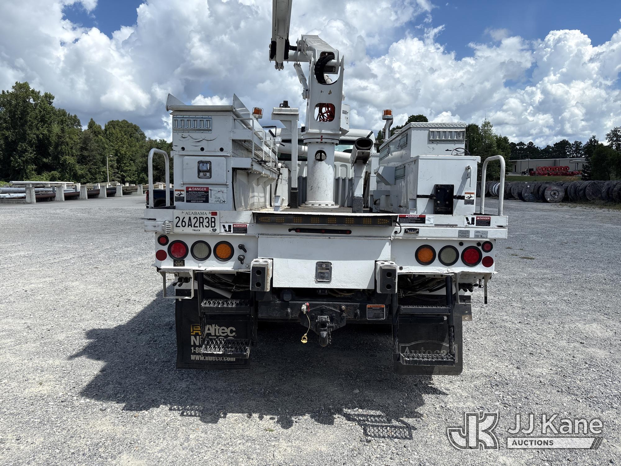 Altec TA50 Articulating & Telescopic Material Handling Bucket Truck On 2016 Freightliner M2 106 Utility Truck (1632301) - photo 4