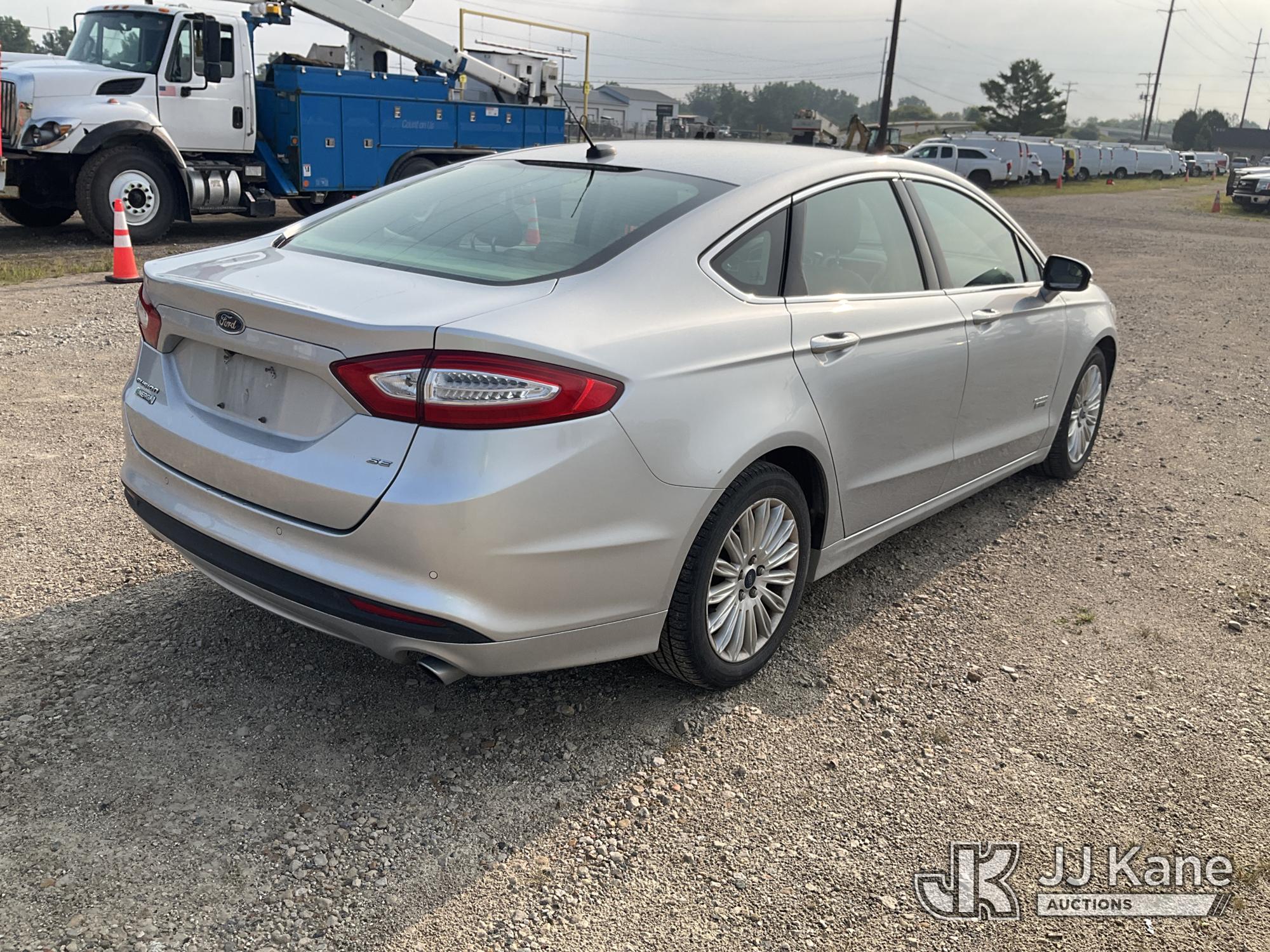 2015 Ford Fusion Energi 4-Door Sedan (1632390) - photo 3