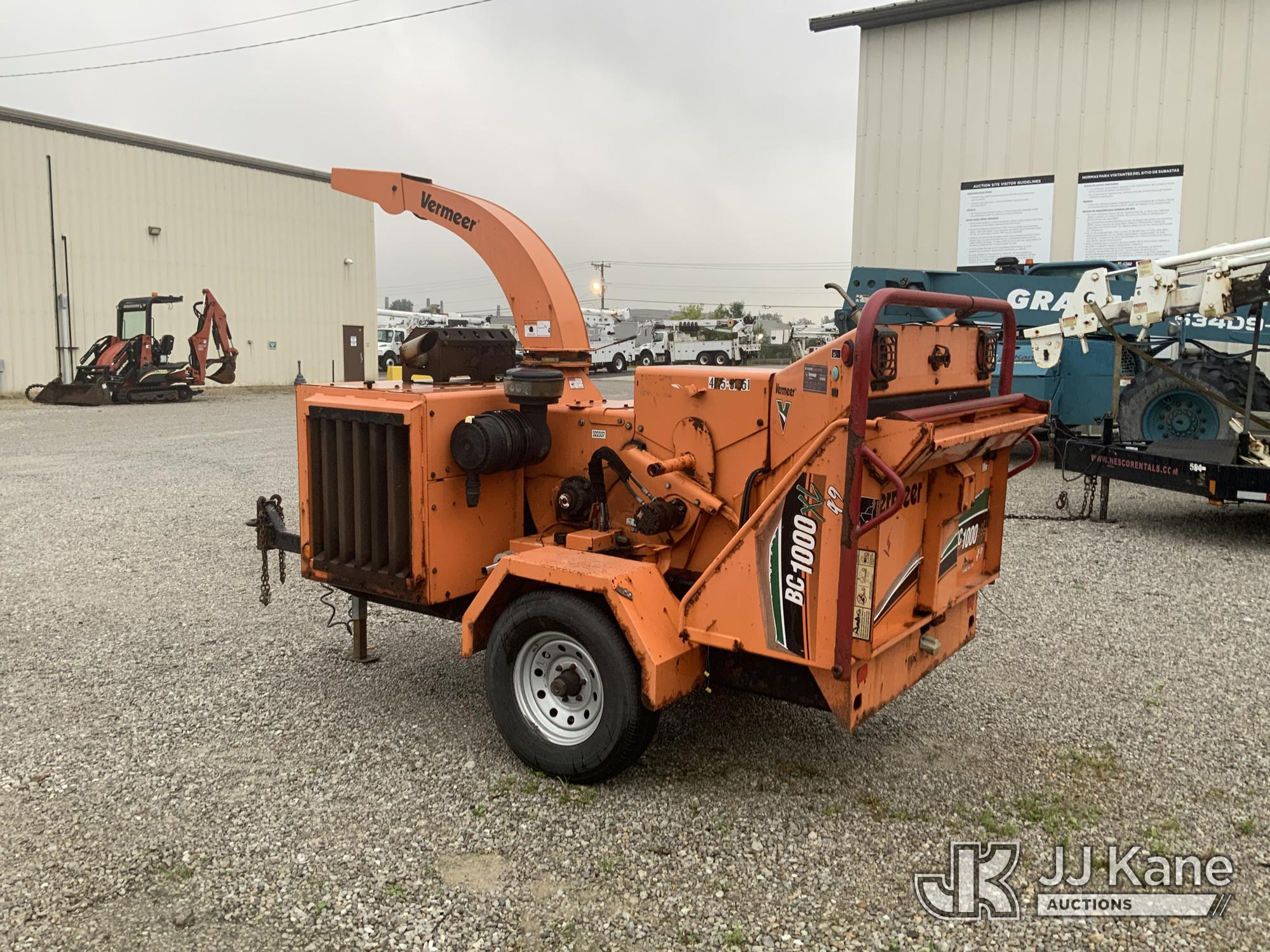 2016 Vermeer BC1000XL Chipper (12in Drum) (1632669) - photo 2