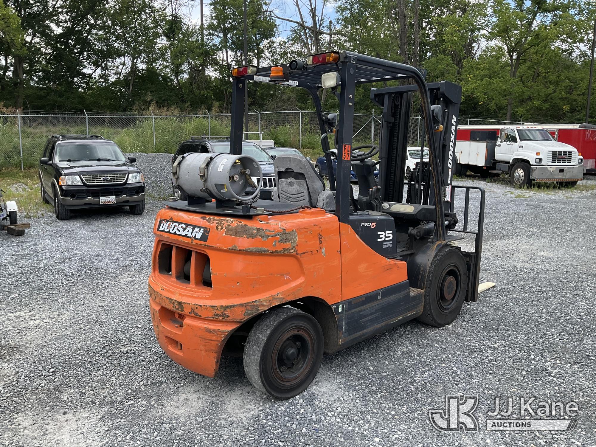 Doosan G35S5 Pneumatic Tired Forklift (1632698) - photo 3